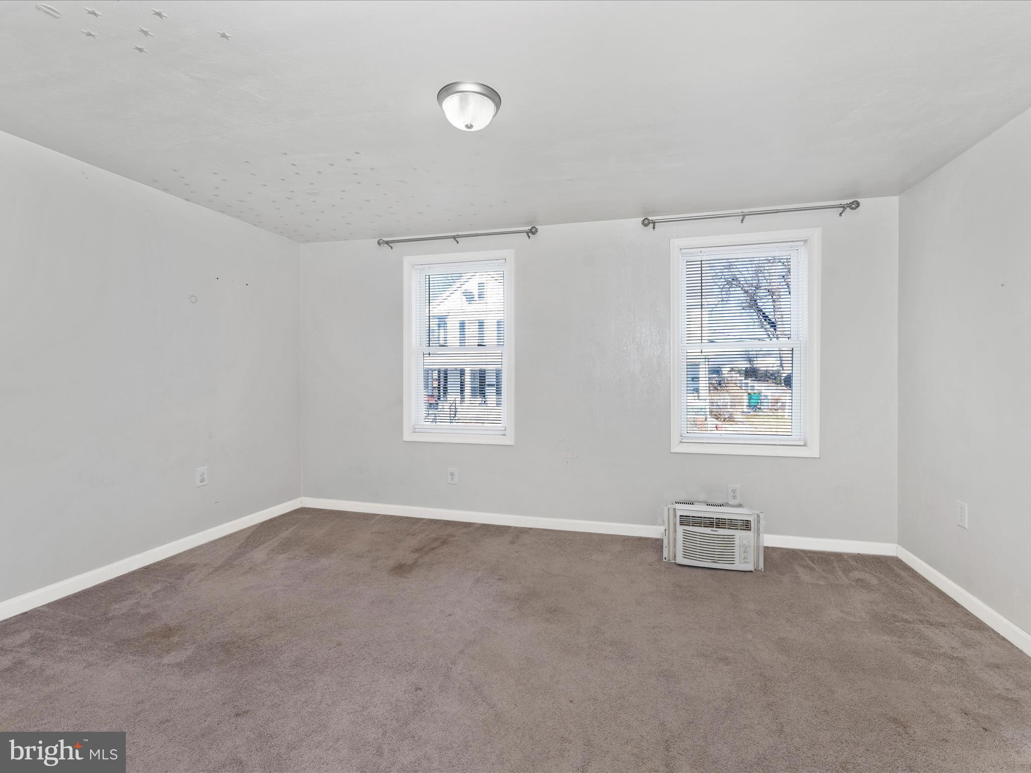 WAYNESBORO TWP - Residential