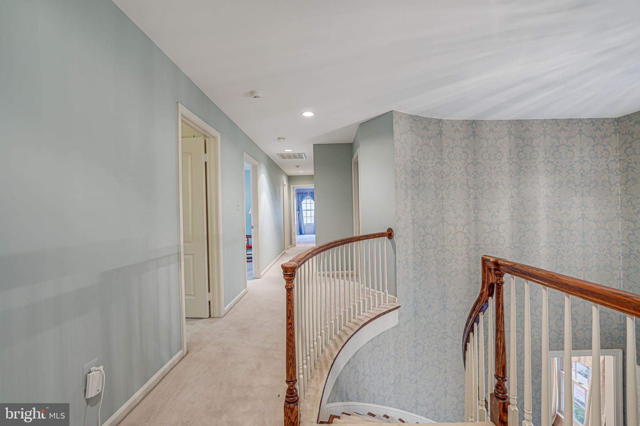 CENTURY OAK - Residential