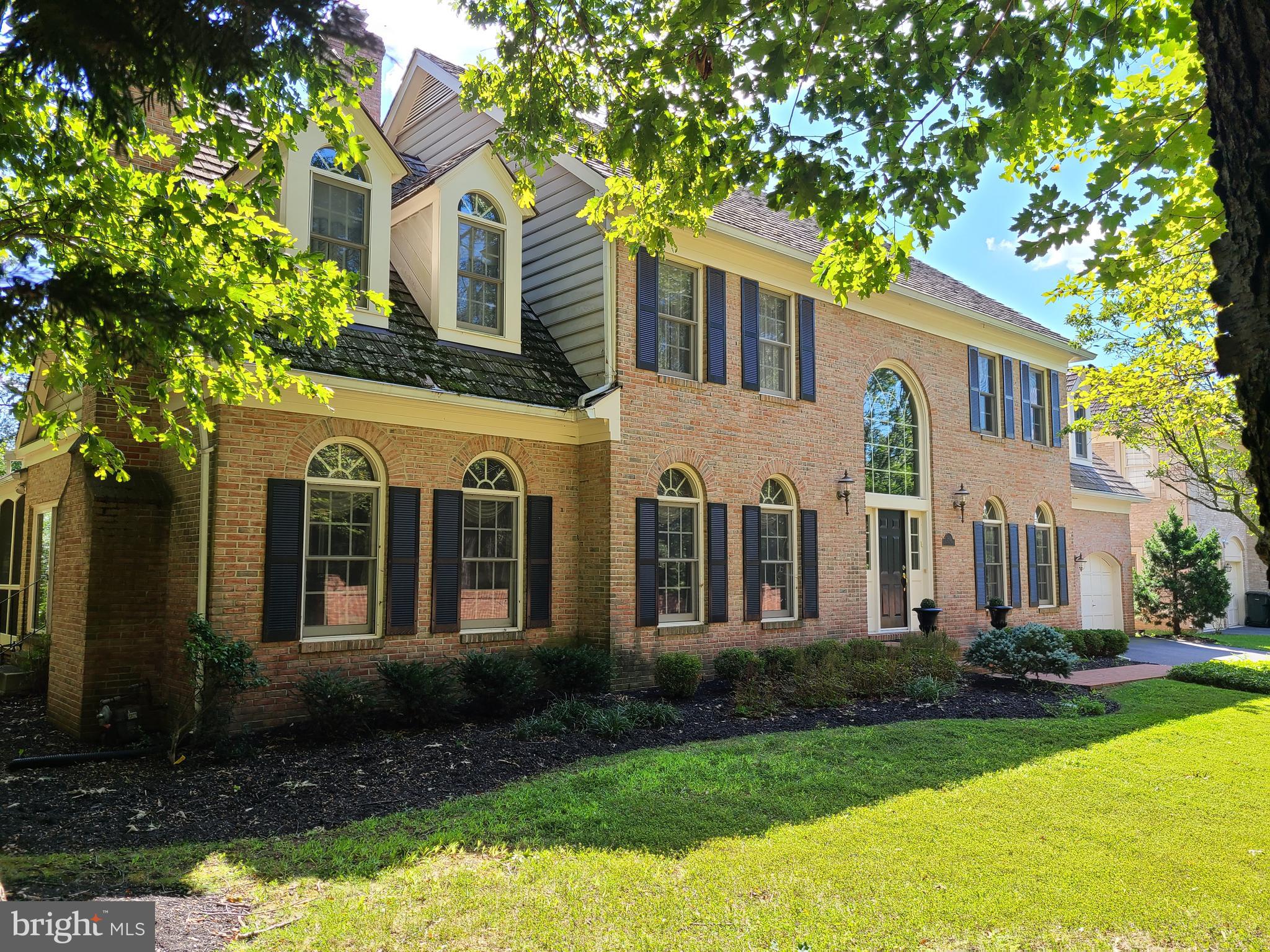 CENTURY OAK - Residential