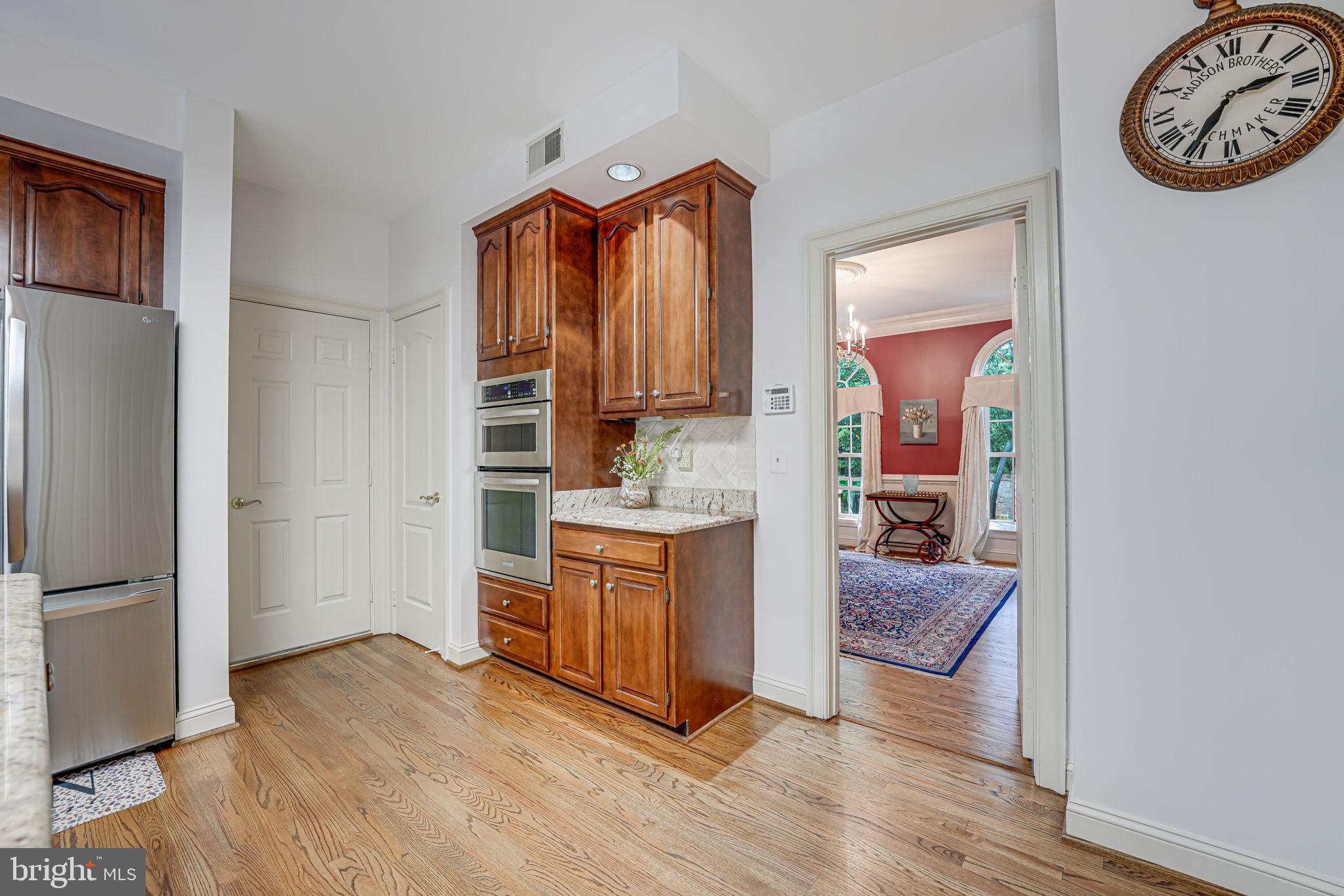 CENTURY OAK - Residential