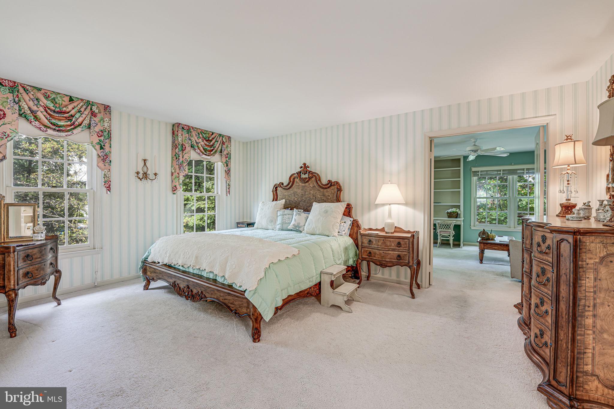 CENTURY OAK - Residential