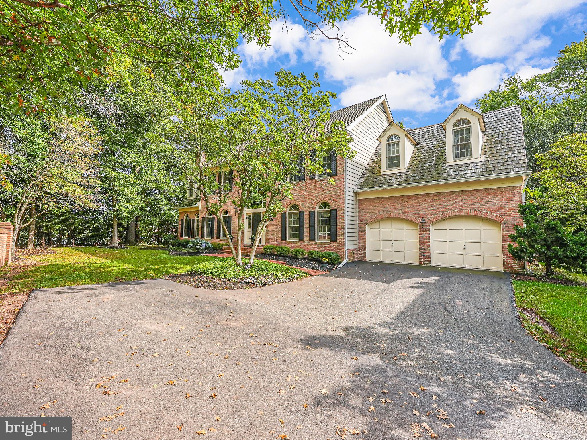 CENTURY OAK - Residential