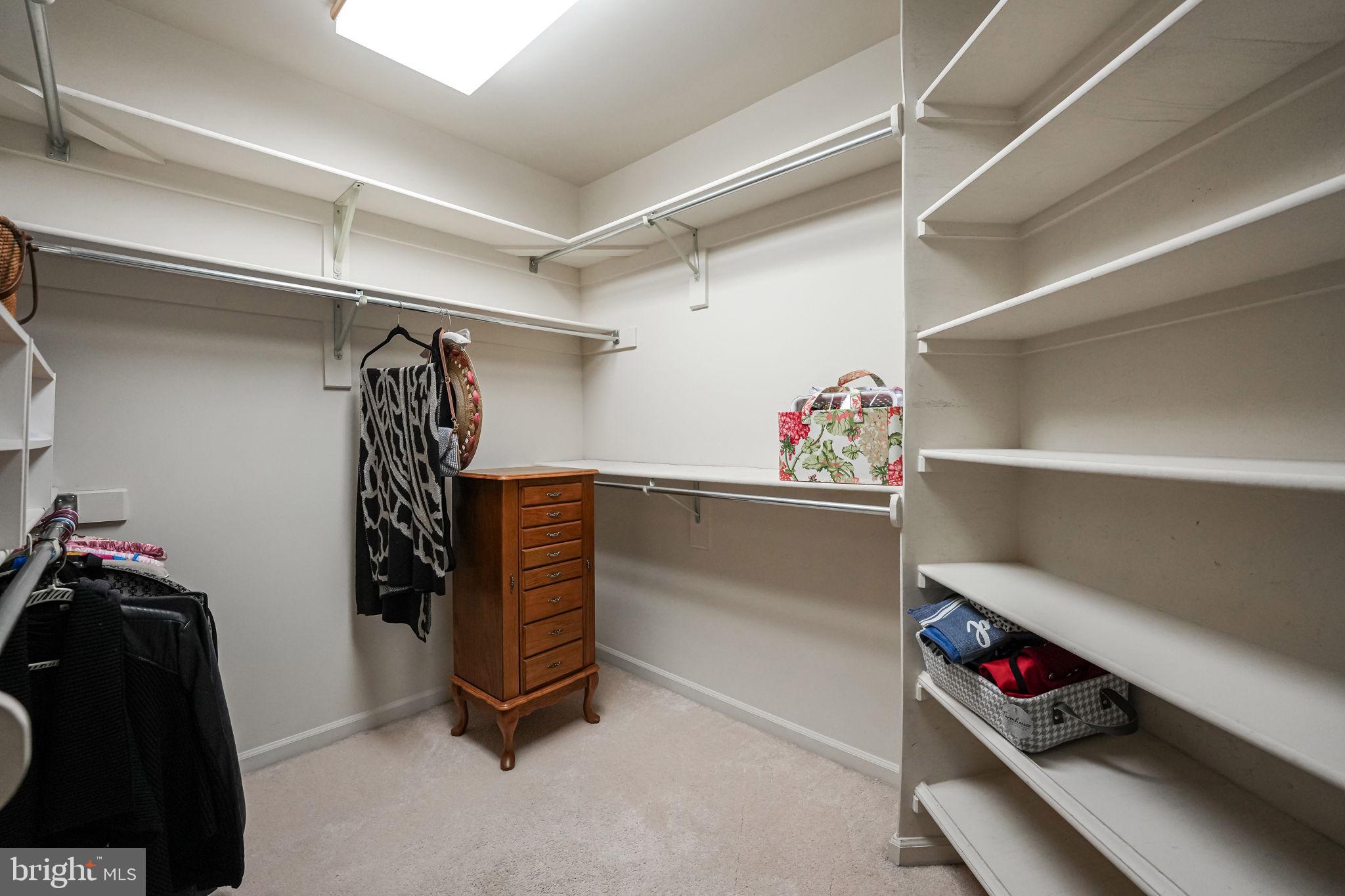 CENTURY OAK - Residential