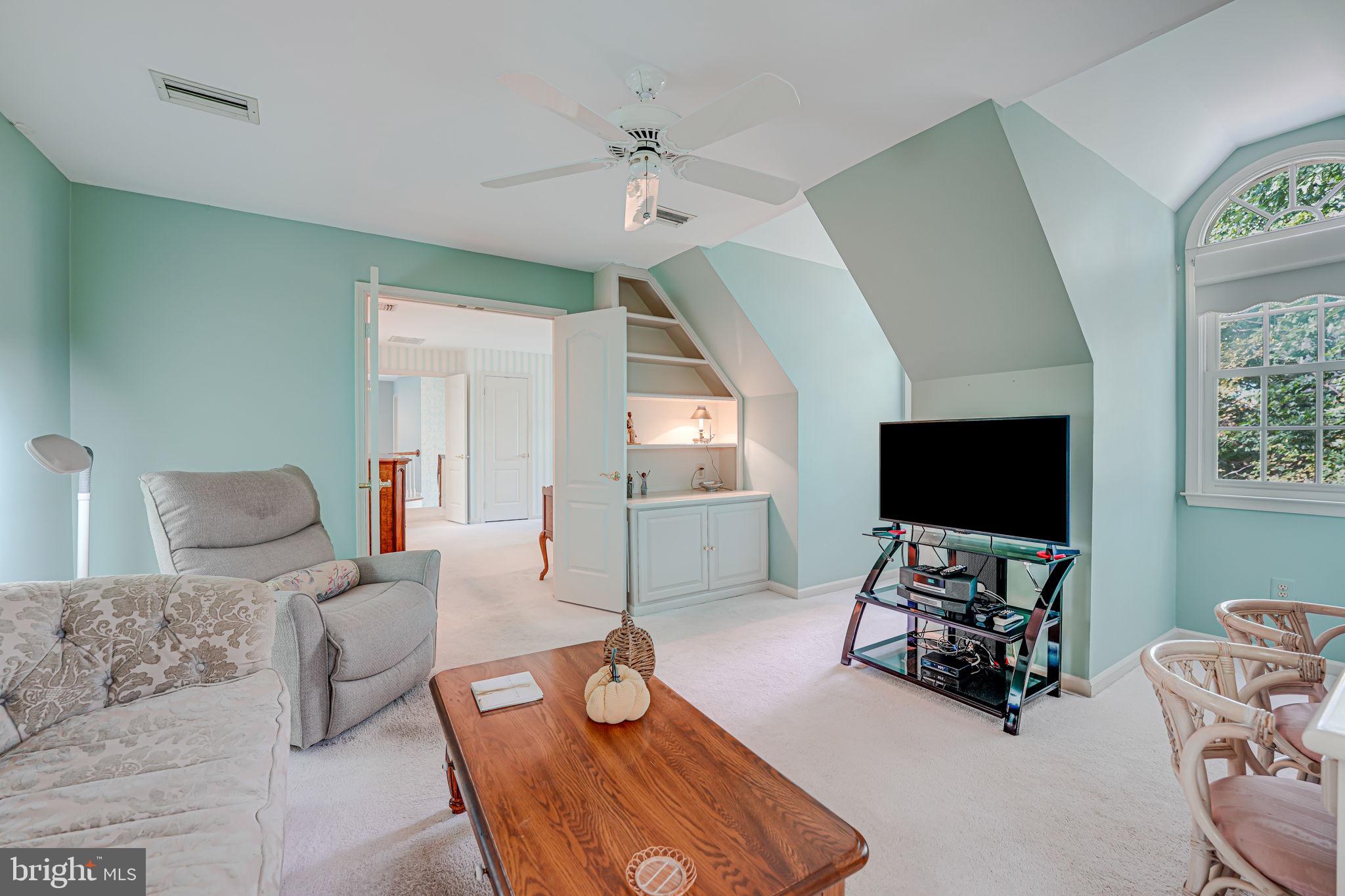 CENTURY OAK - Residential