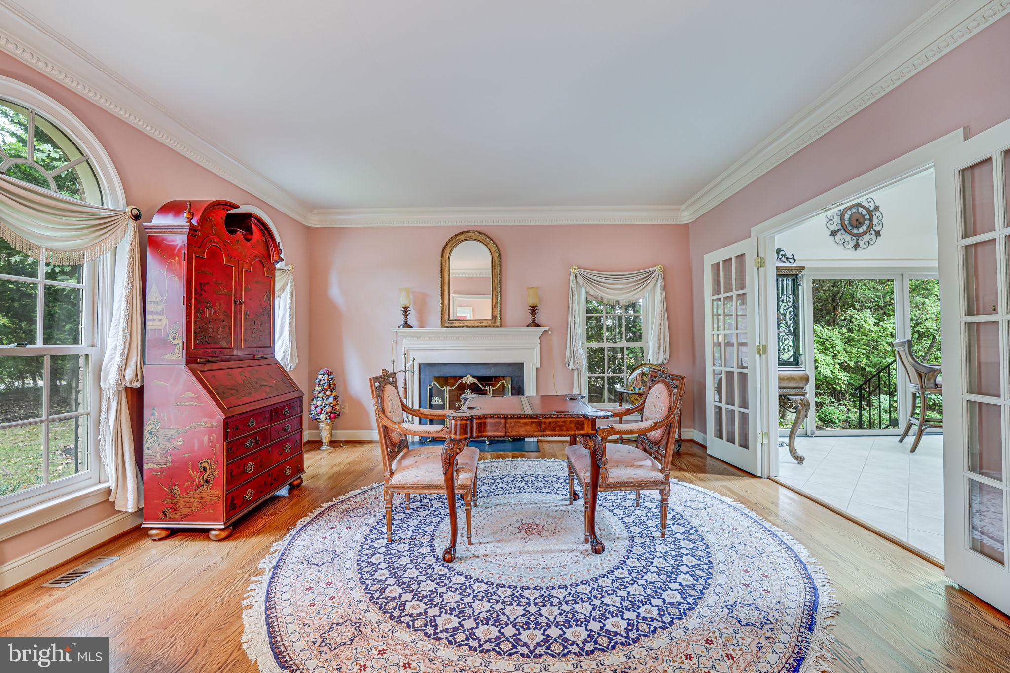 CENTURY OAK - Residential