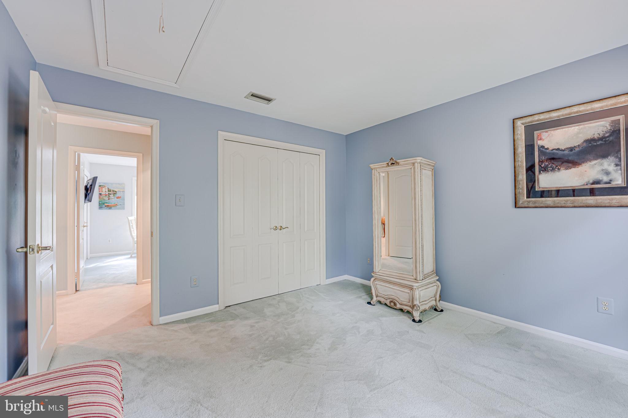 CENTURY OAK - Residential