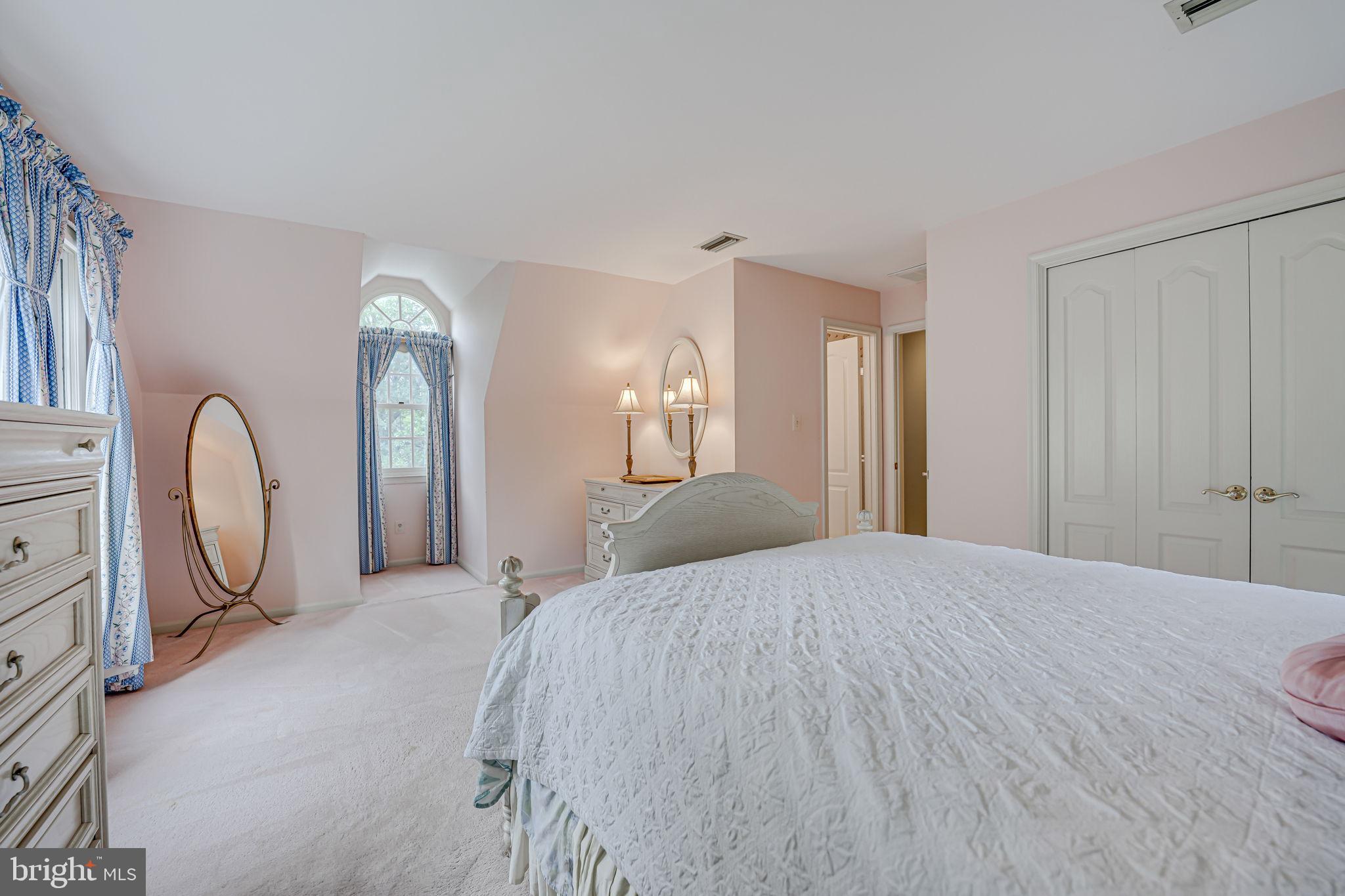 CENTURY OAK - Residential