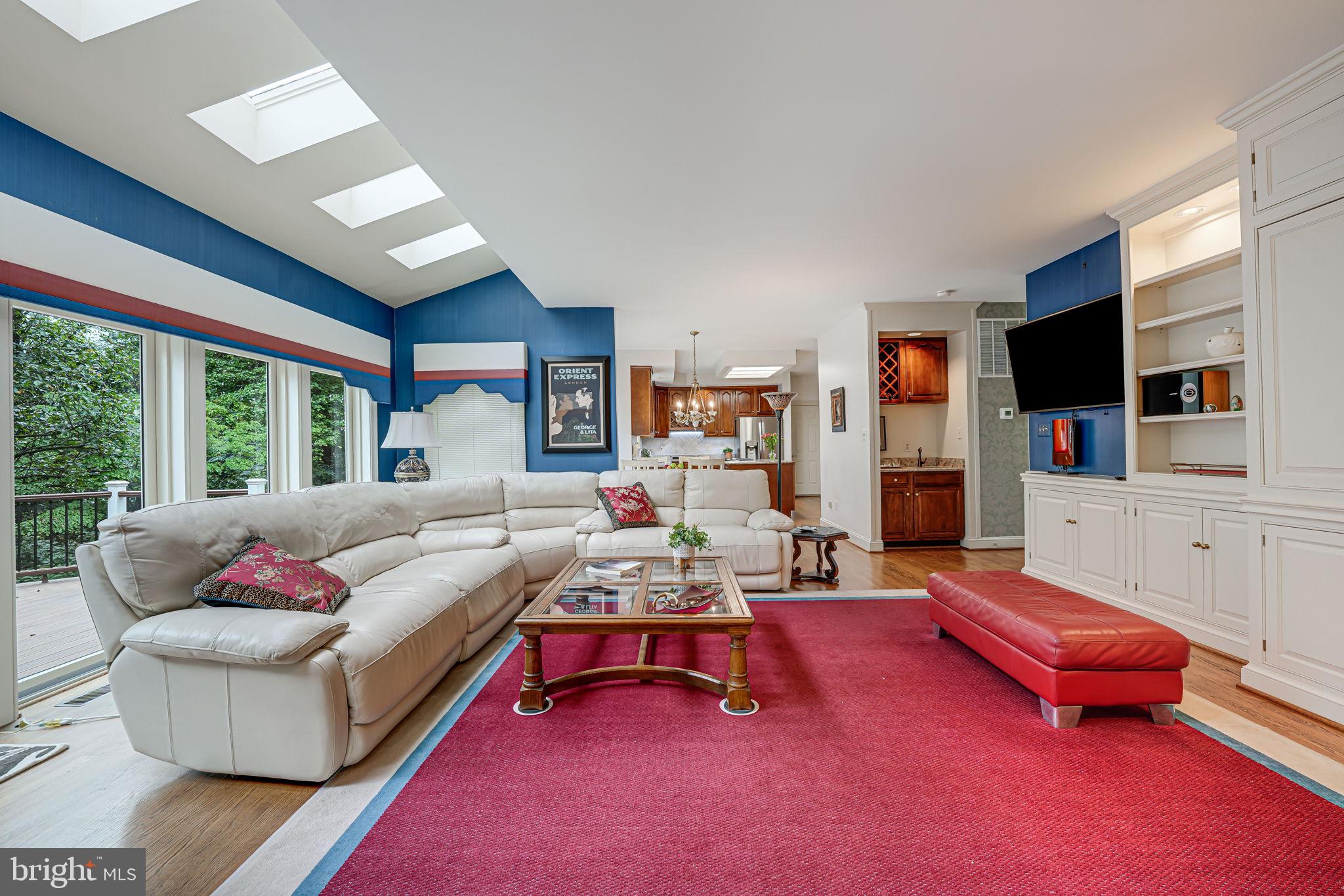 CENTURY OAK - Residential