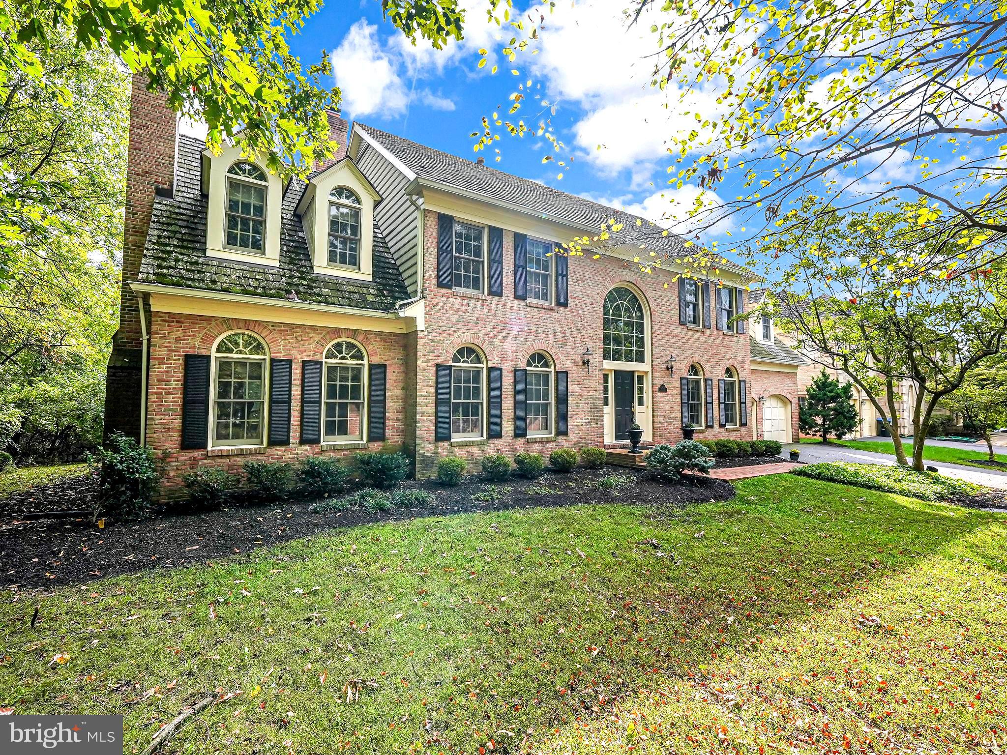 CENTURY OAK - Residential