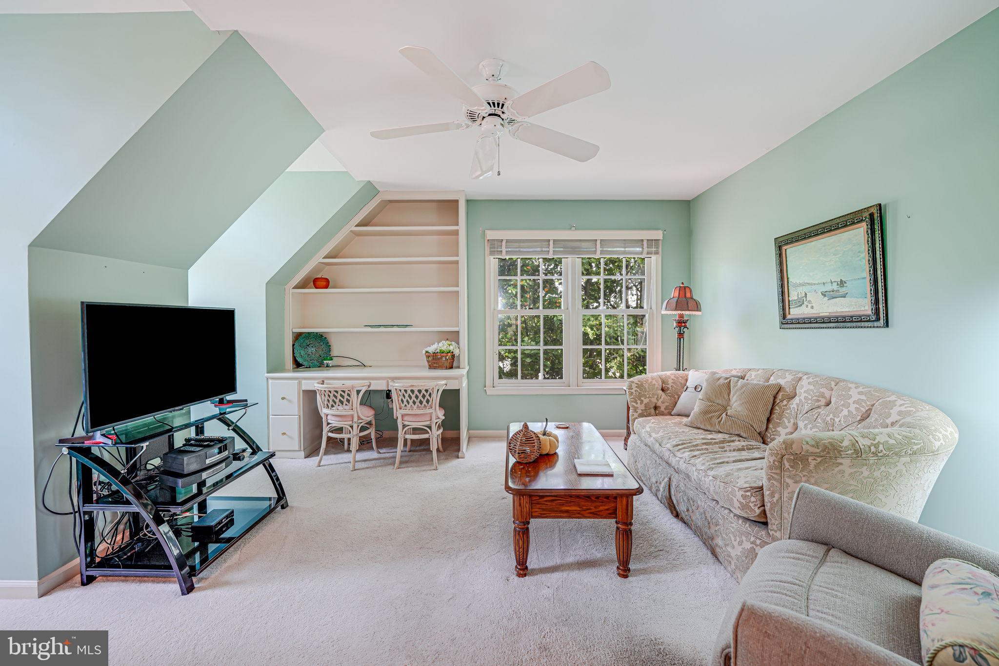 CENTURY OAK - Residential