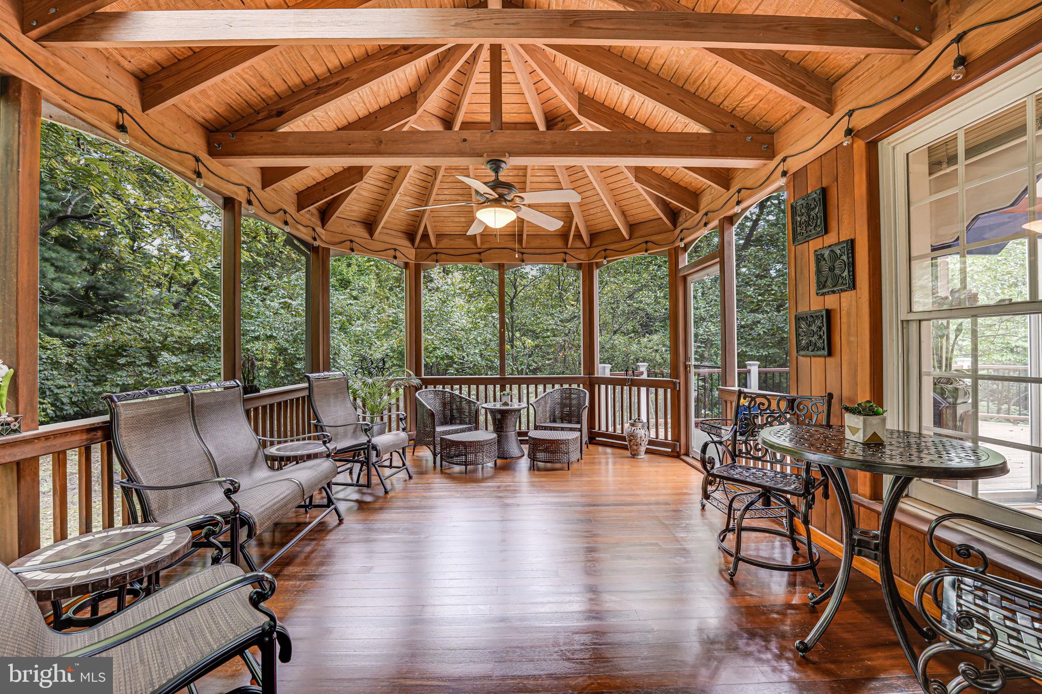 CENTURY OAK - Residential