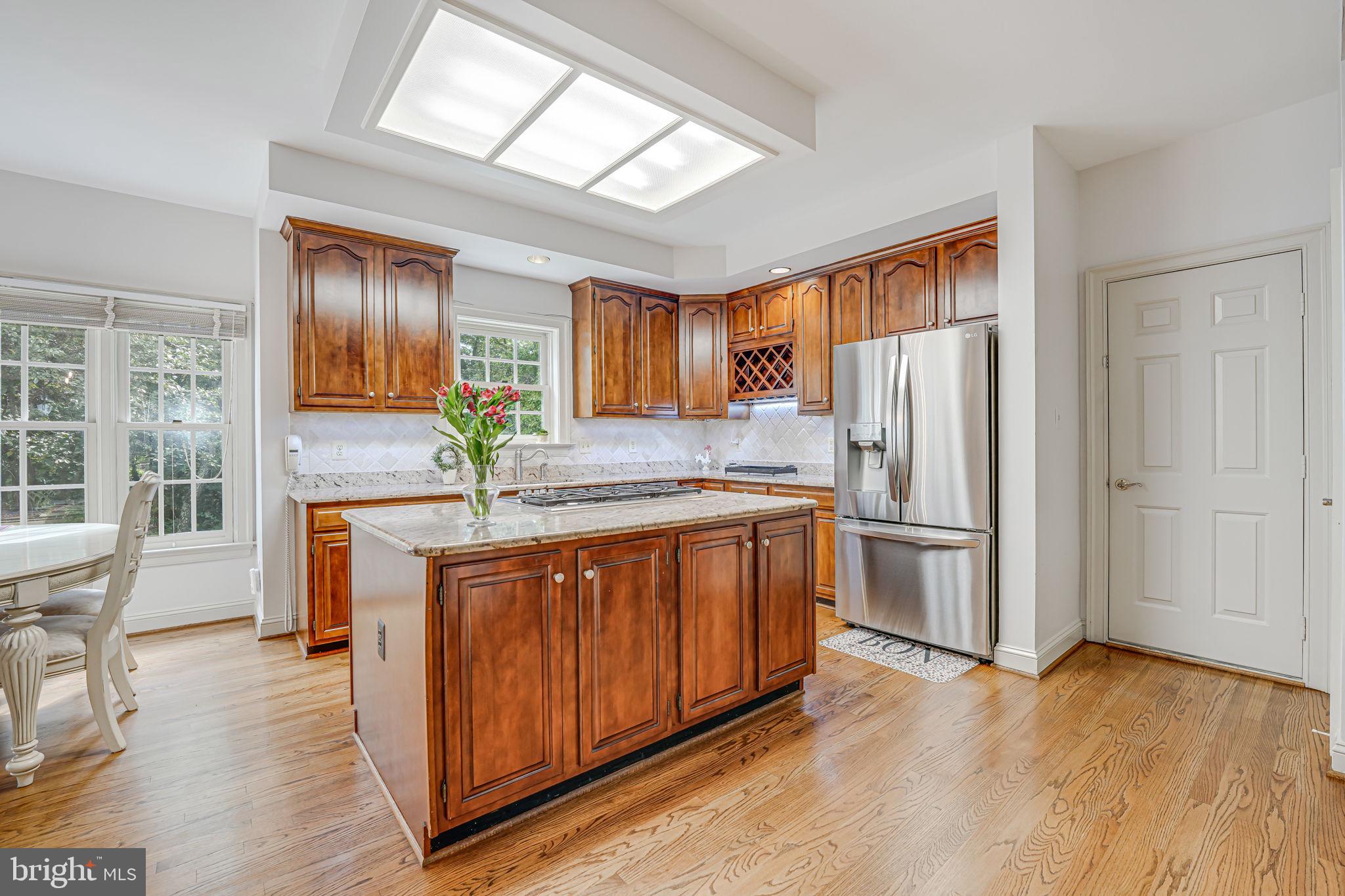 CENTURY OAK - Residential