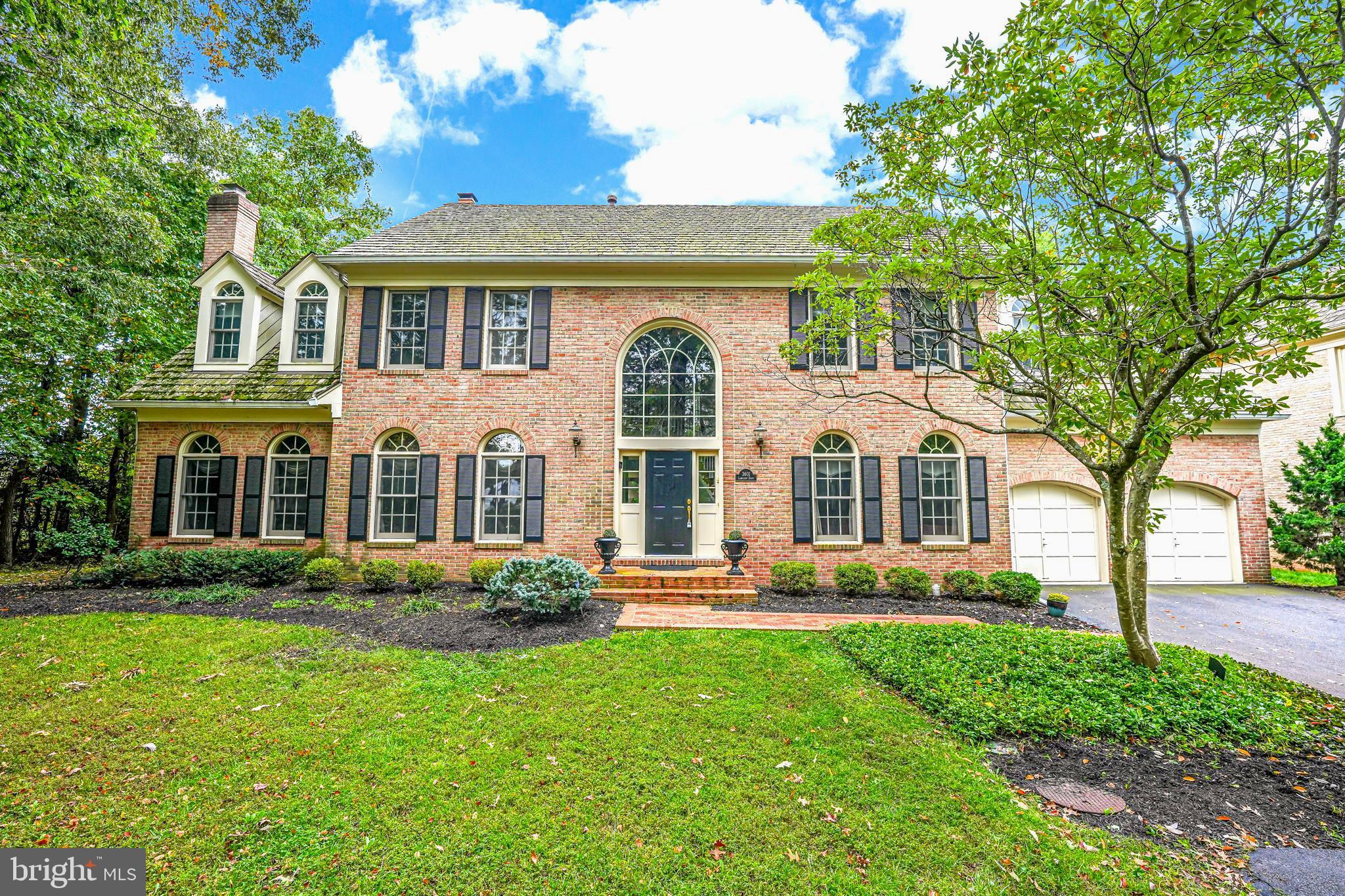 CENTURY OAK - Residential