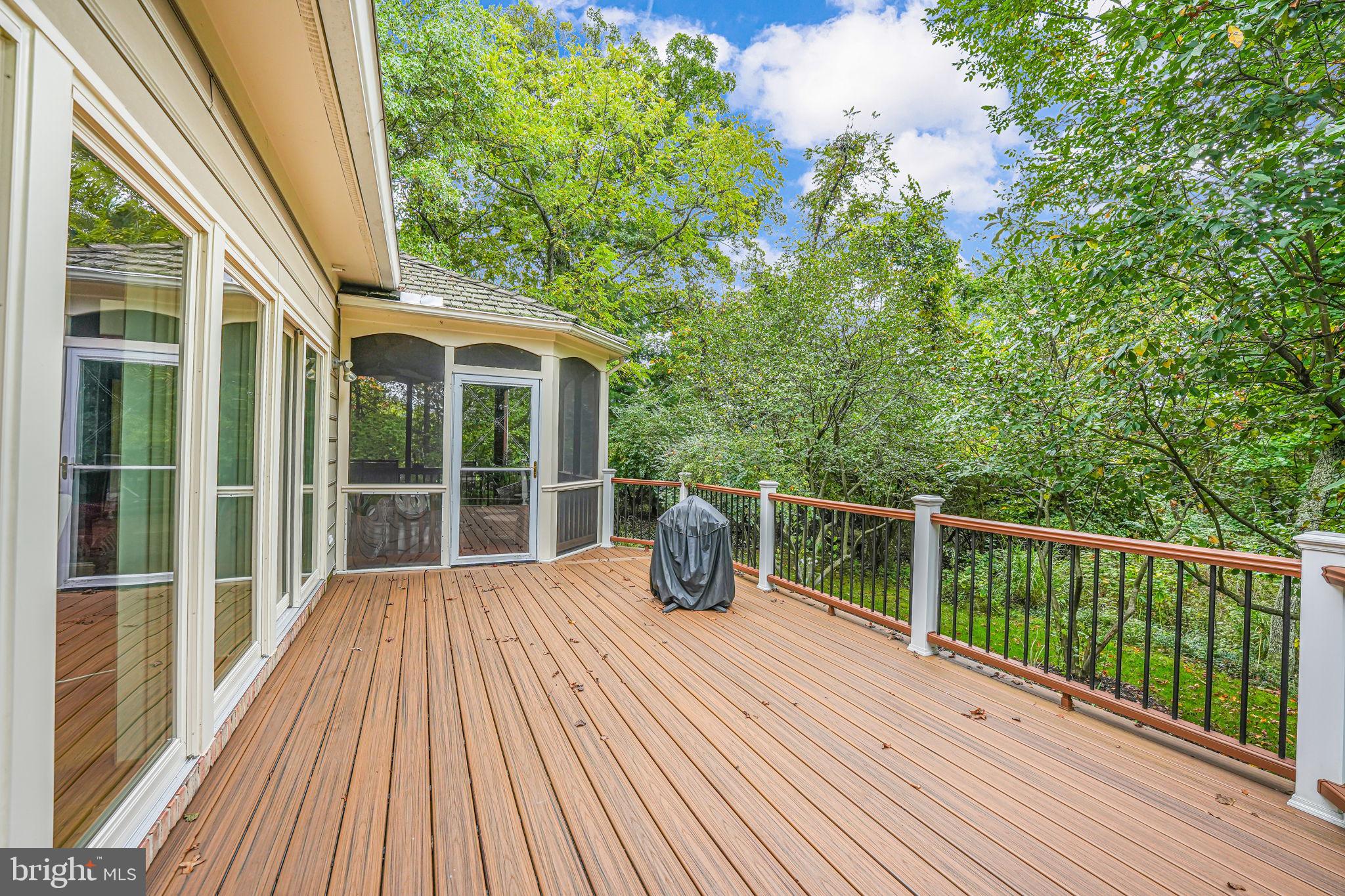 CENTURY OAK - Residential