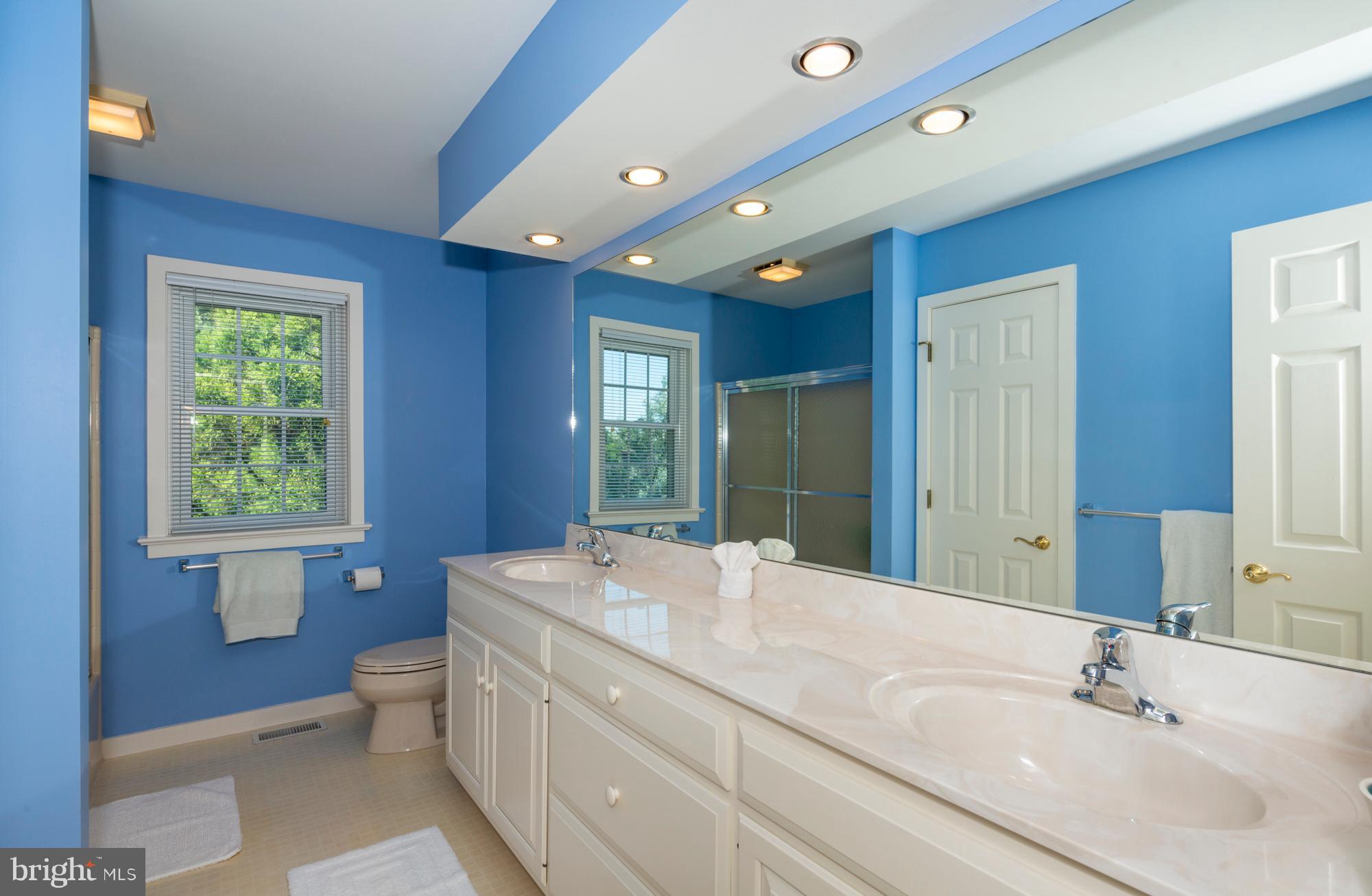 OAK LANE - Residential