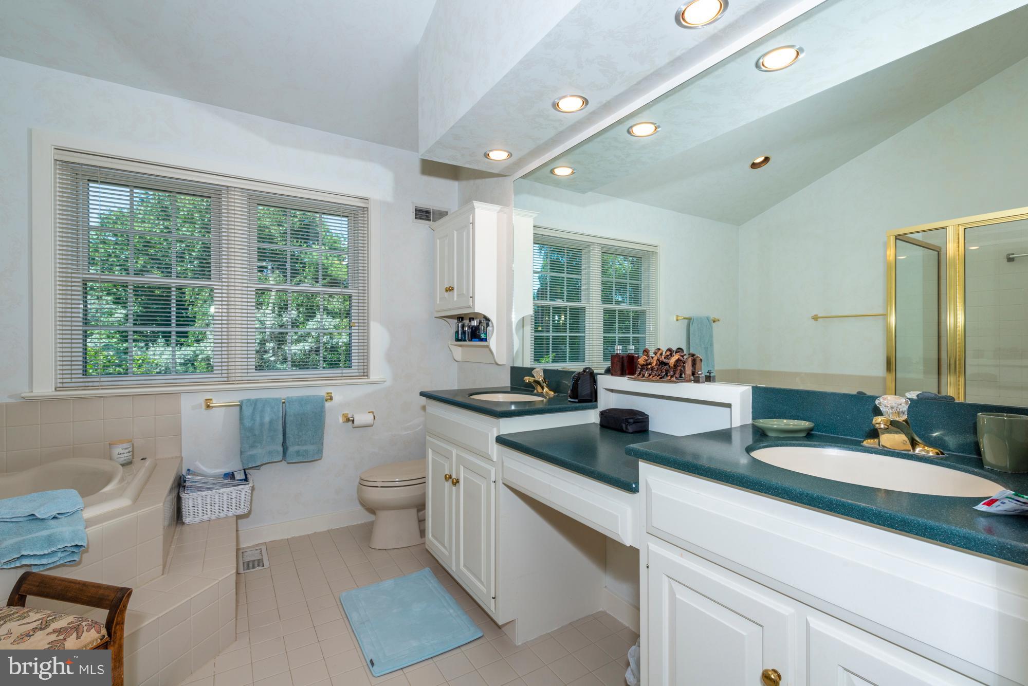 OAK LANE - Residential