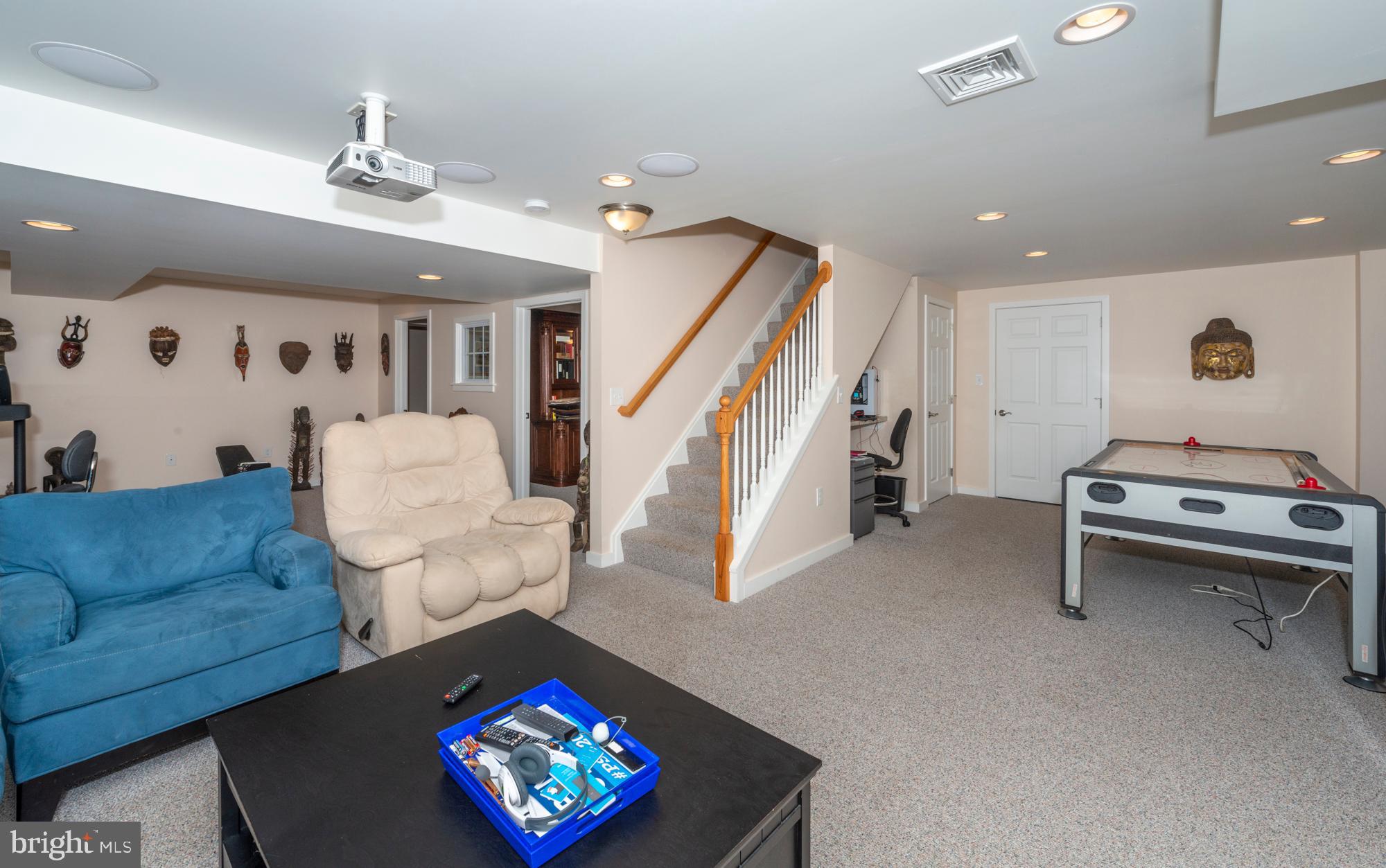 OAK LANE - Residential