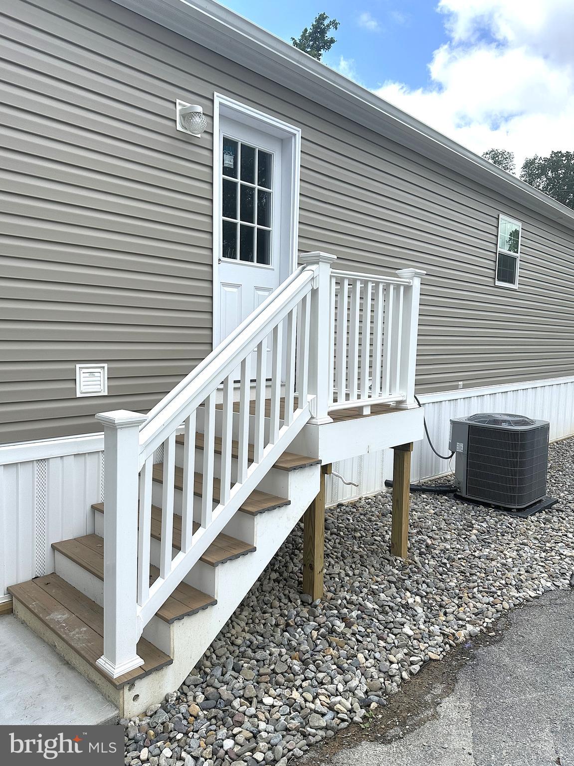 ROCKBROOK VILLAGE TRAILER PARK - Residential