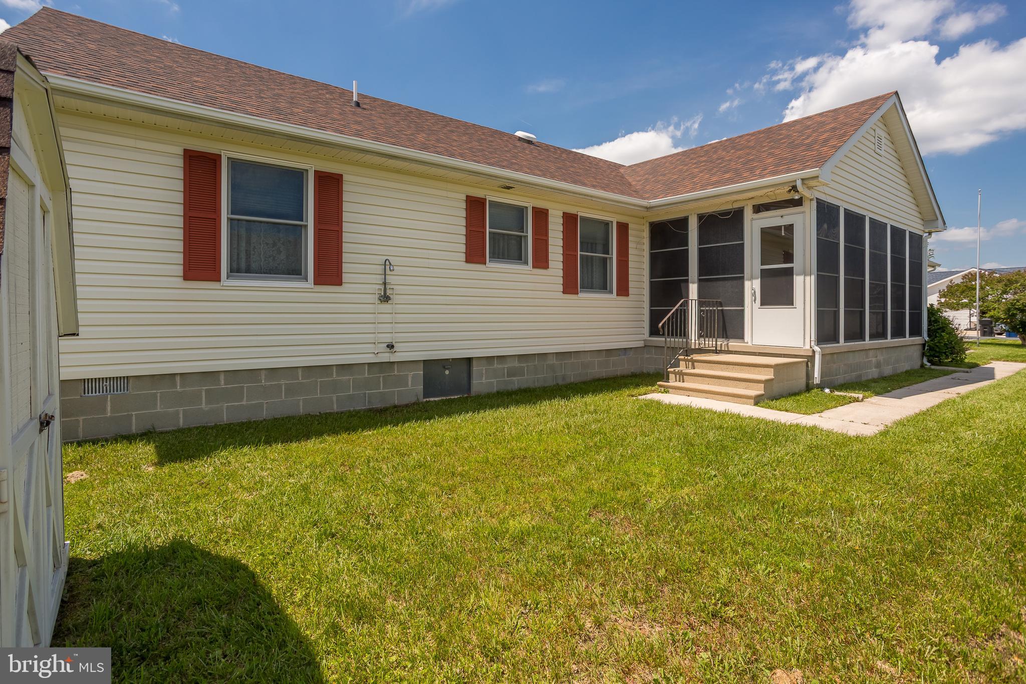 36820 BLUEWATER RUN W