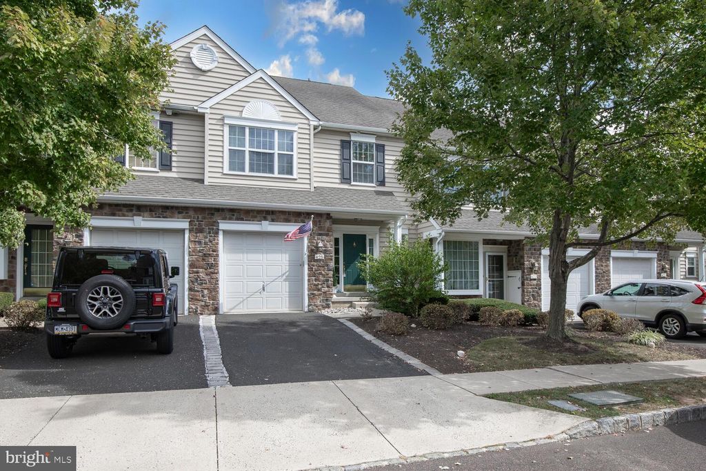 Photo of 425 Elm Circle, CHALFONT, PA 18914 (MLS # PABU2107234)