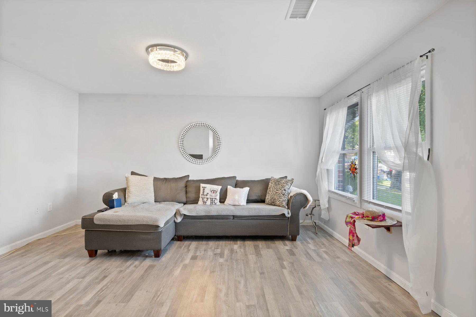 MAPLE RIDGE - Residential Lease