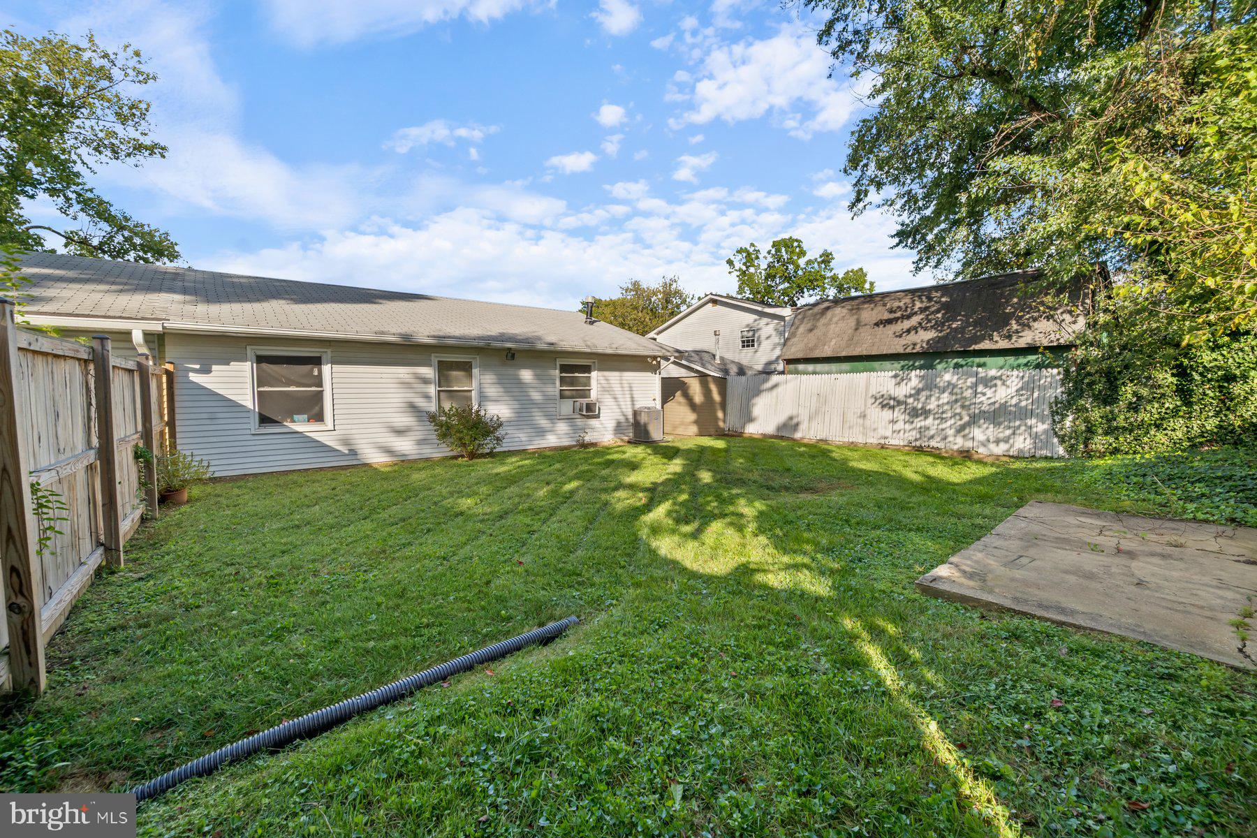 MAPLE RIDGE - Residential Lease