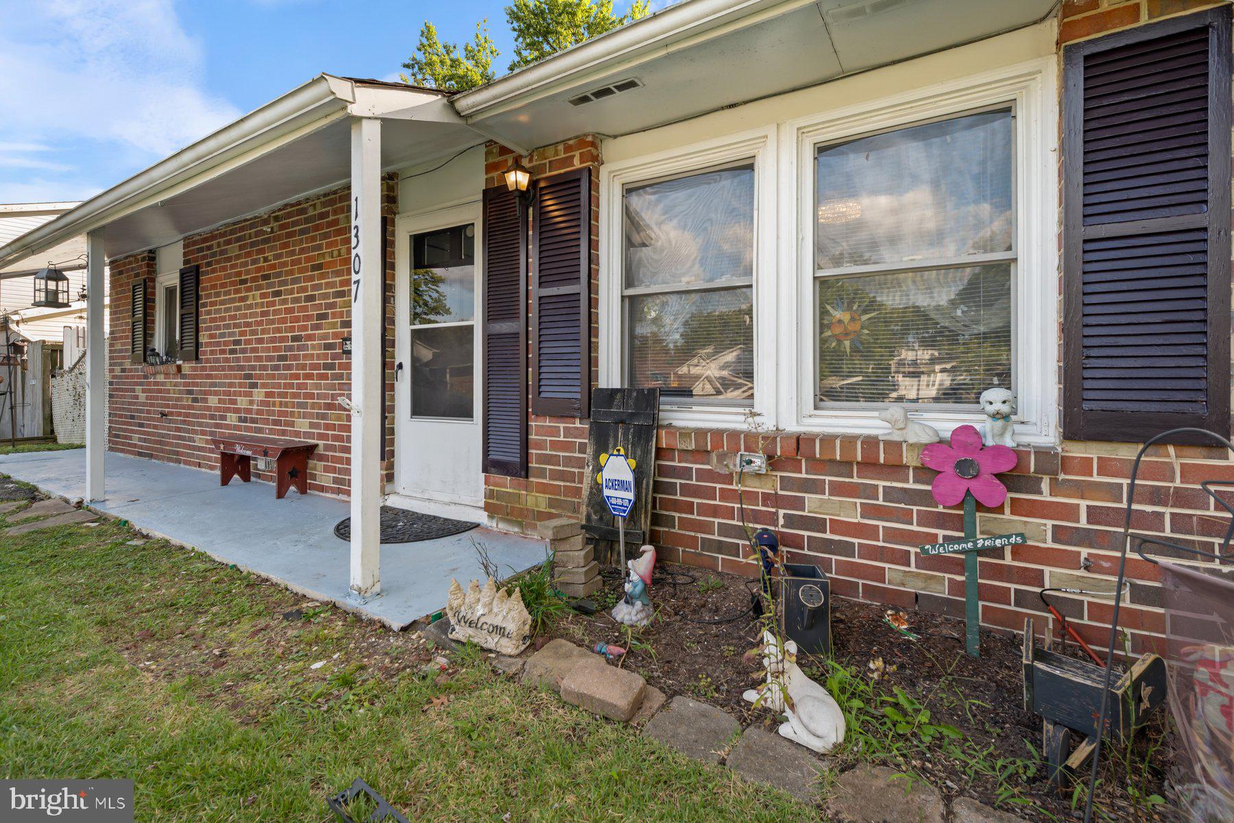 MAPLE RIDGE - Residential Lease