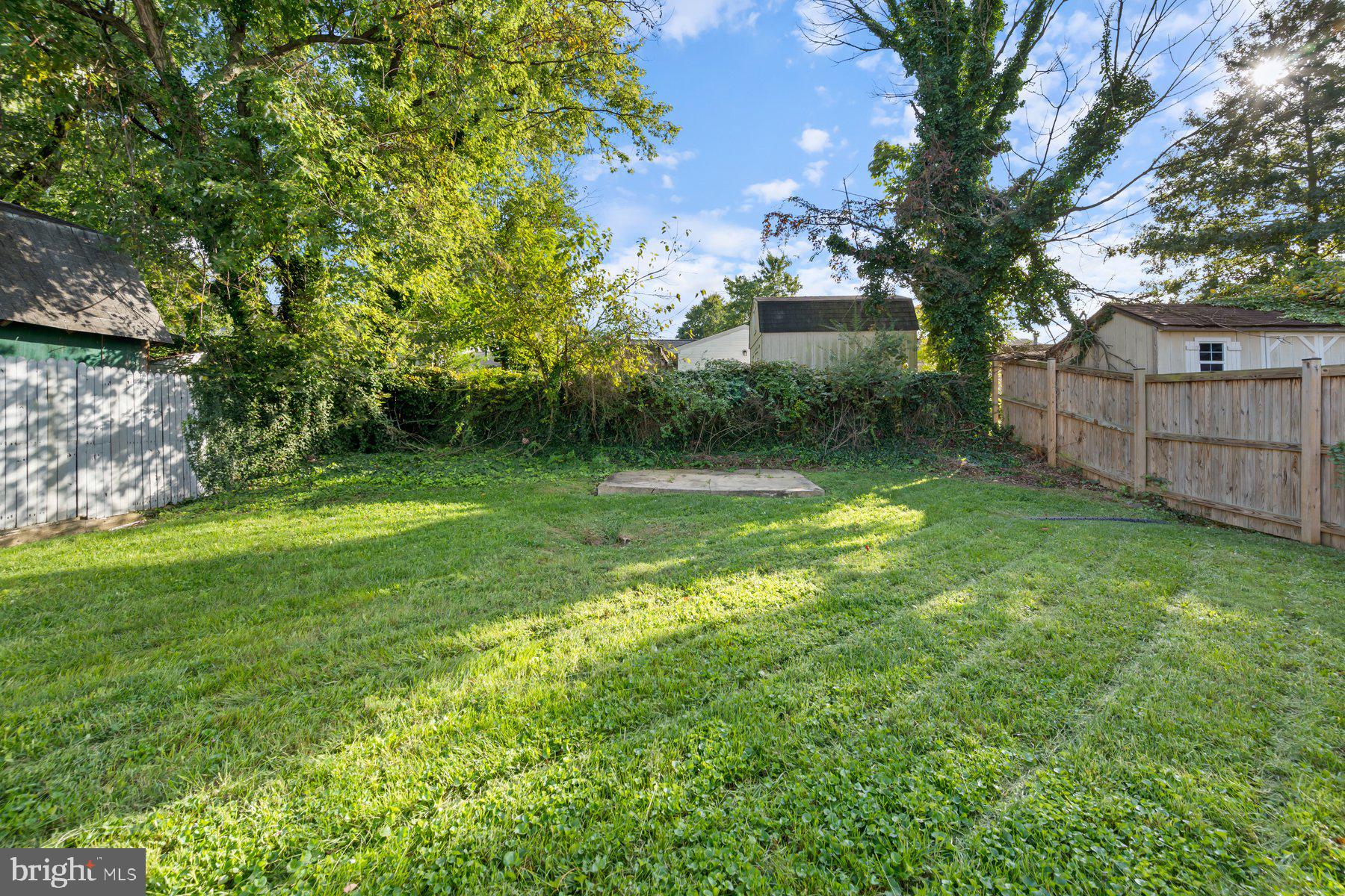 MAPLE RIDGE - Residential Lease