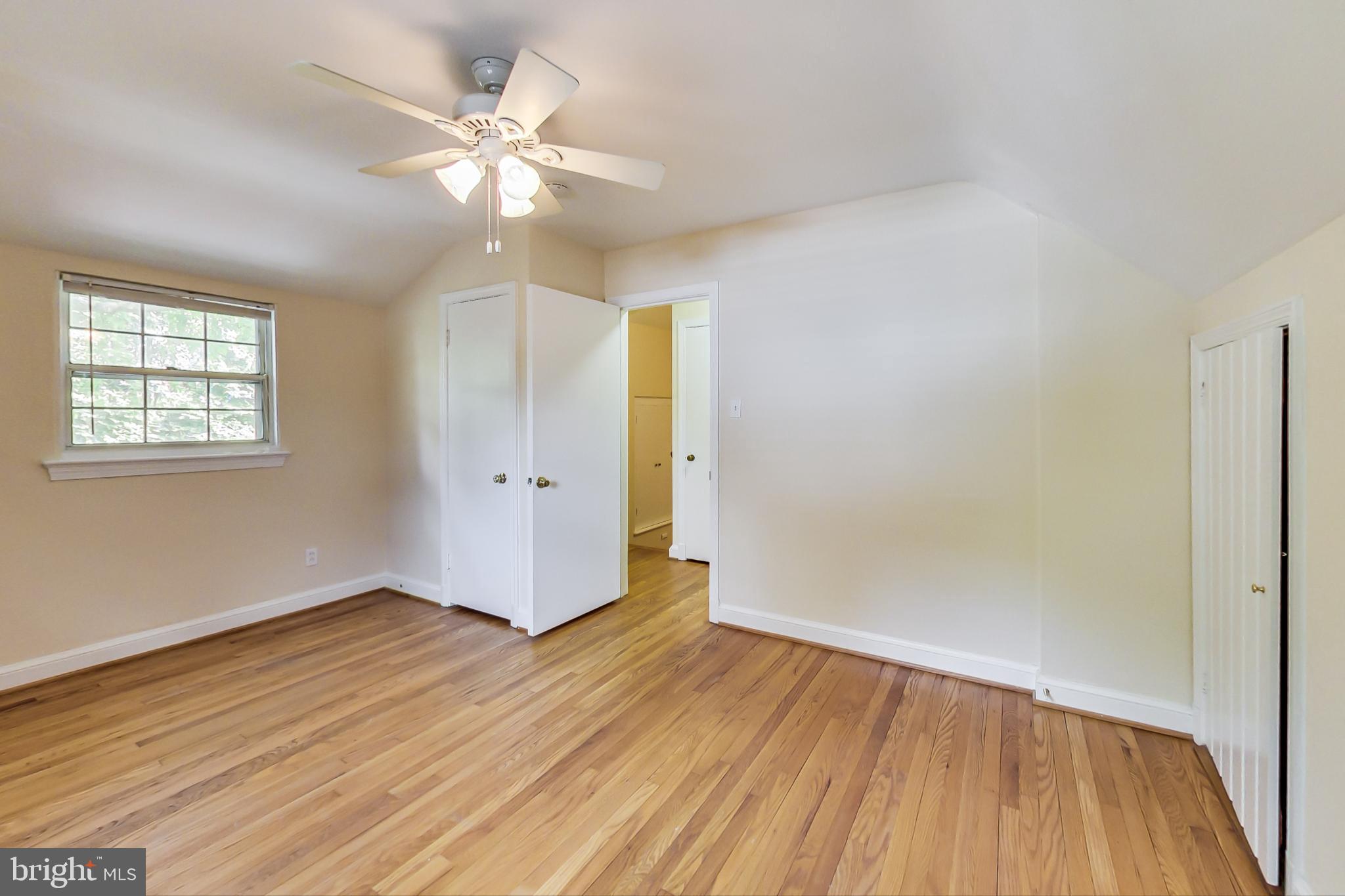 PARKWOOD - Residential Lease