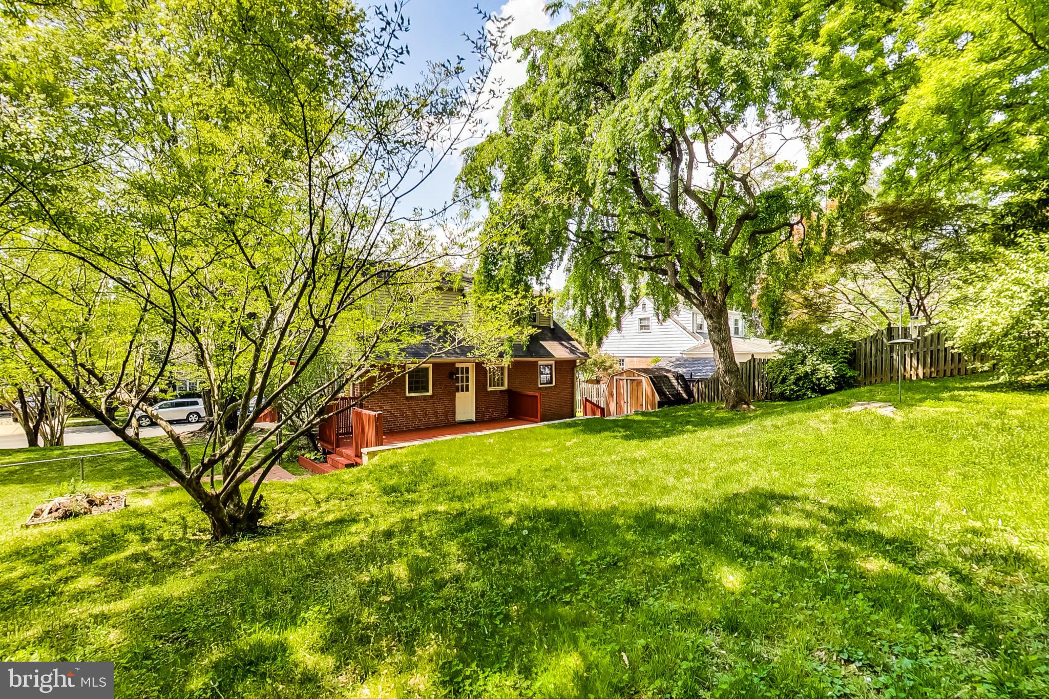 PARKWOOD - Residential Lease