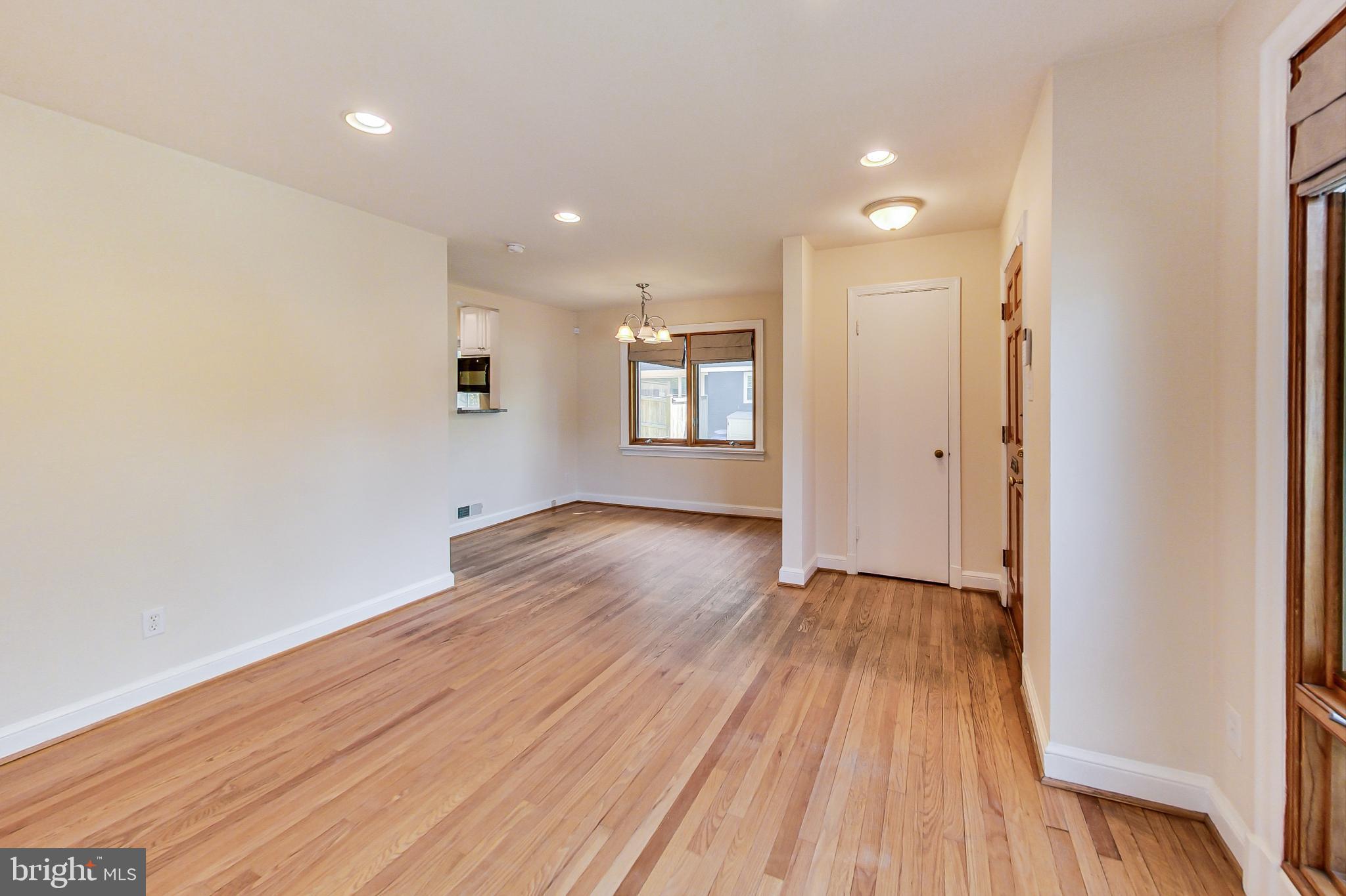 PARKWOOD - Residential Lease