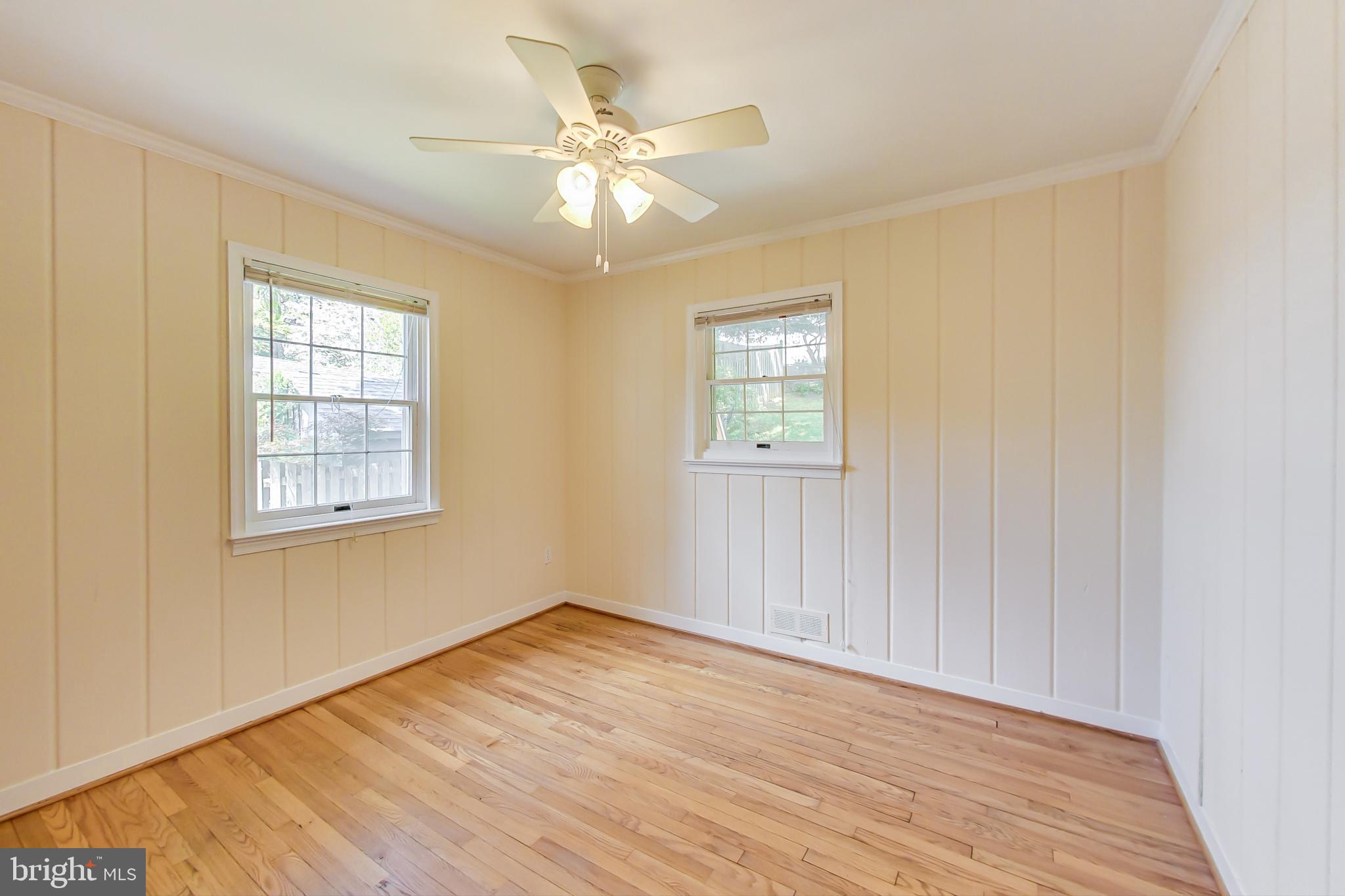 PARKWOOD - Residential Lease