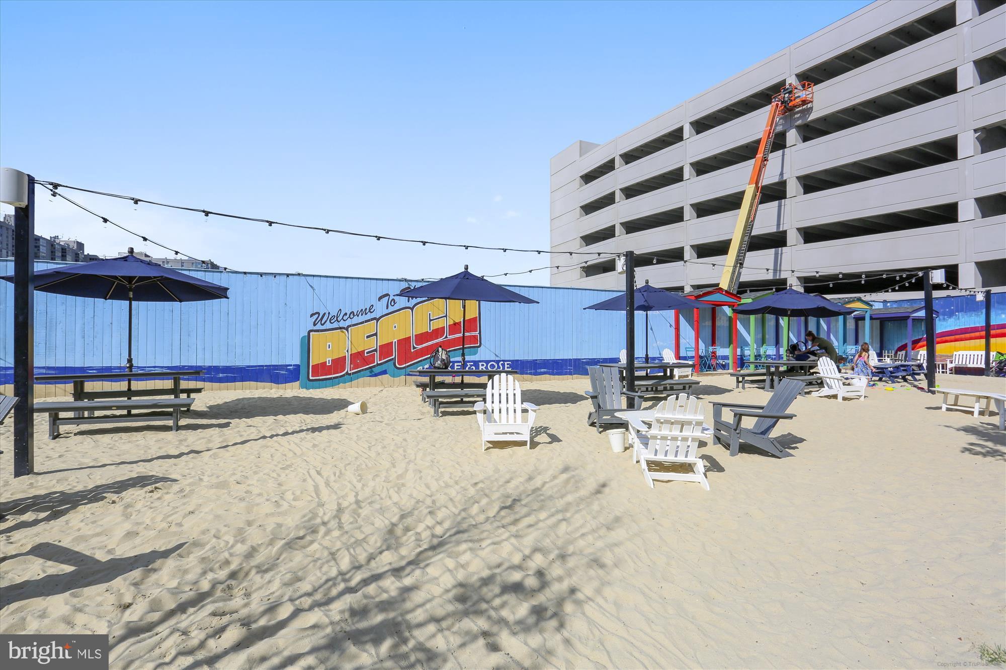 PARKWOOD - Residential Lease