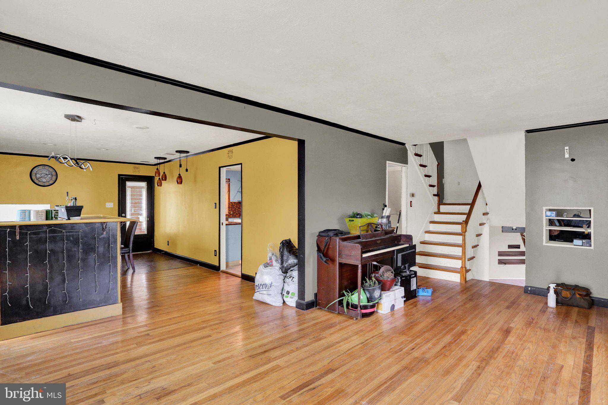 906 N 25TH STREET