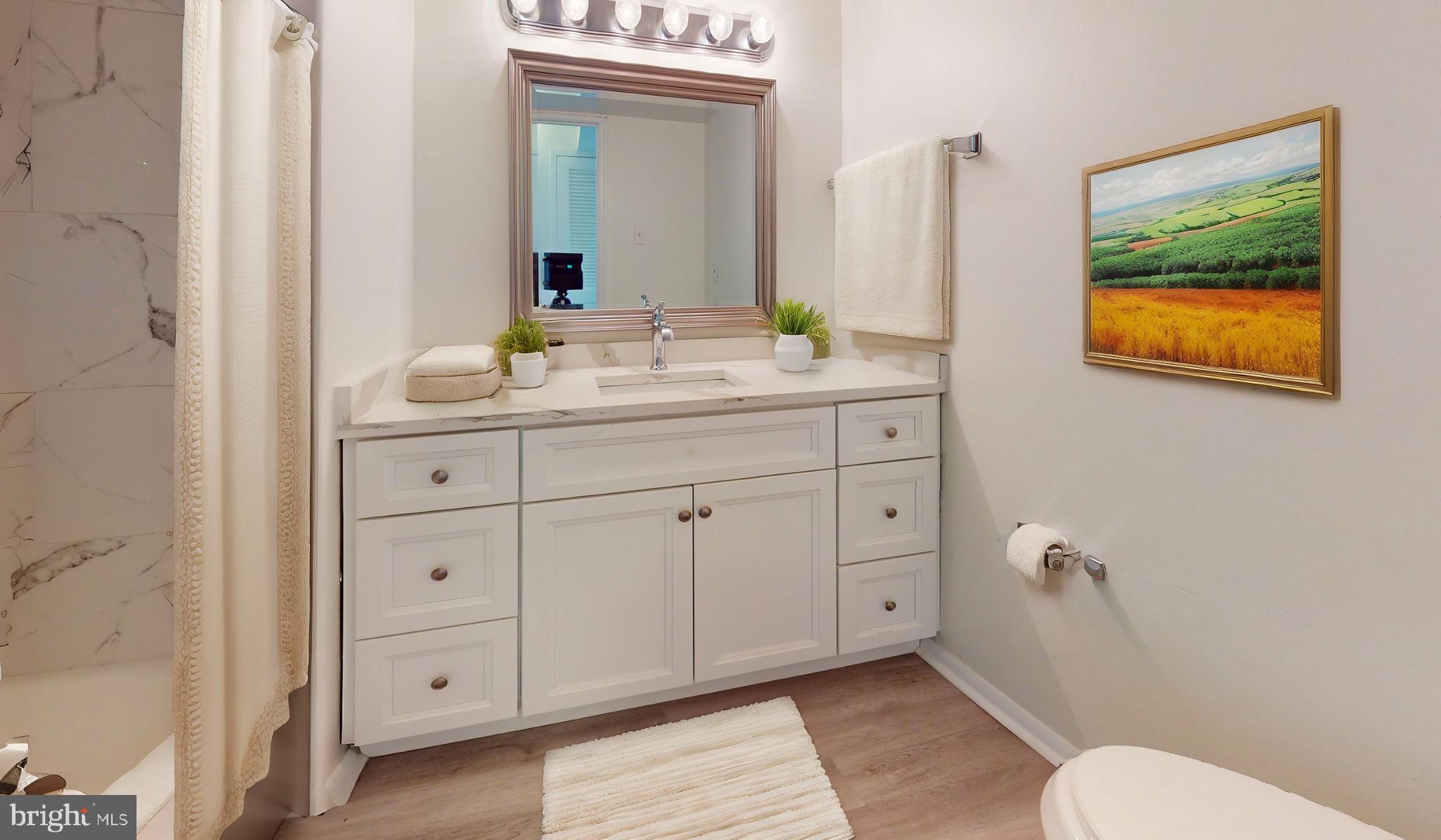 HUNTINGTON CLUB - Residential