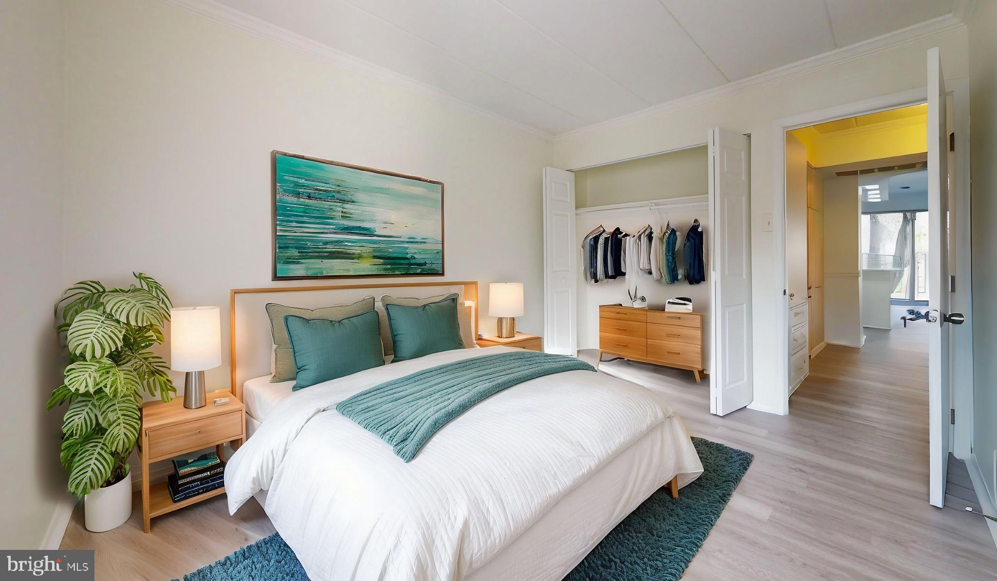 HUNTINGTON CLUB - Residential