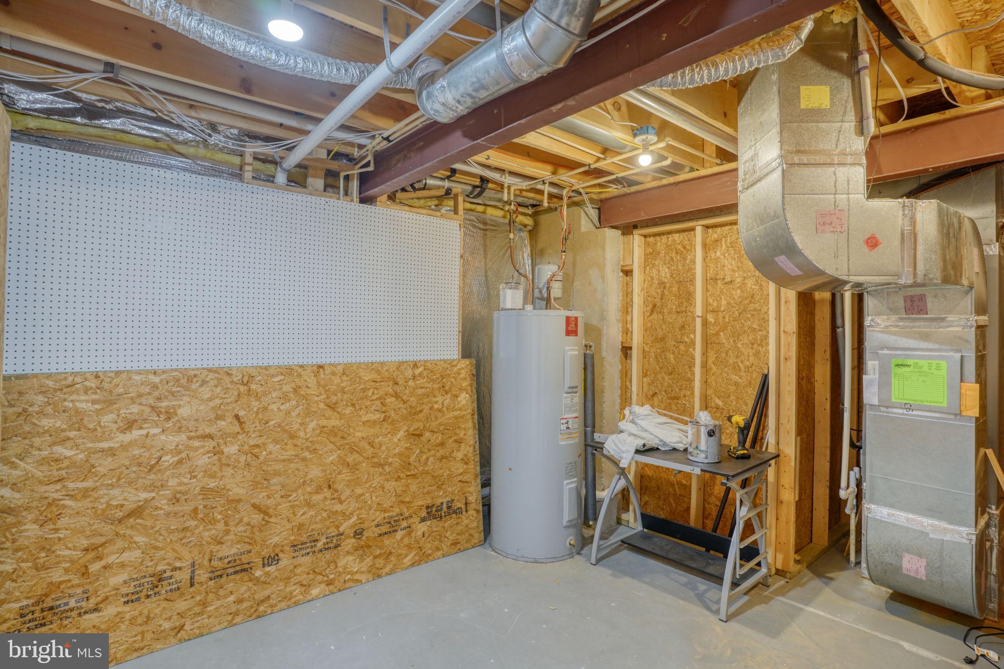 COVINGTON CHASE - Residential