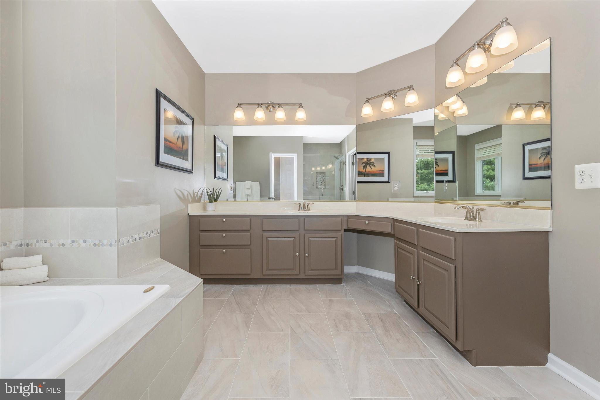 FAIR WINDS ESTATES - Residential