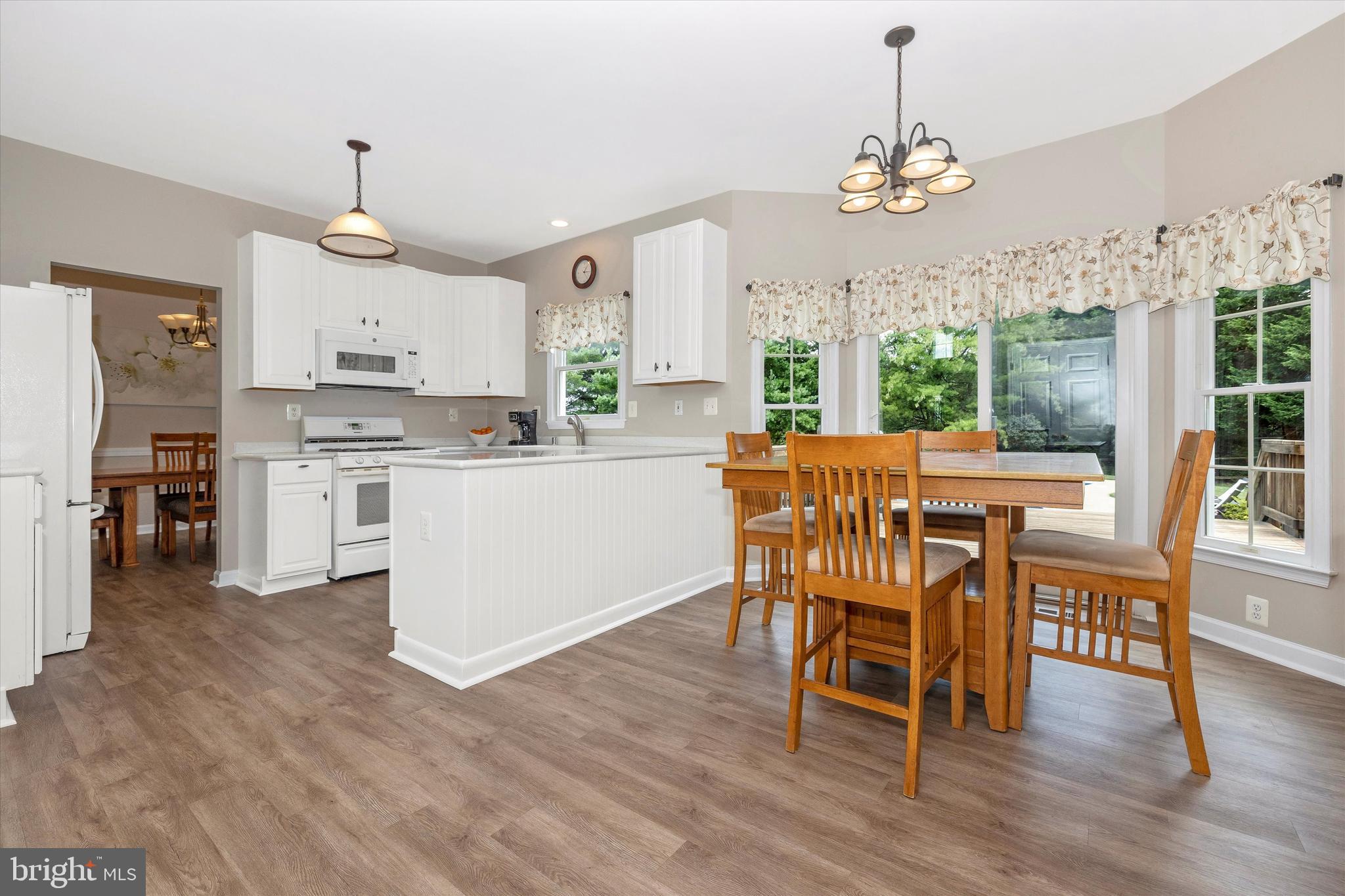 FAIR WINDS ESTATES - Residential