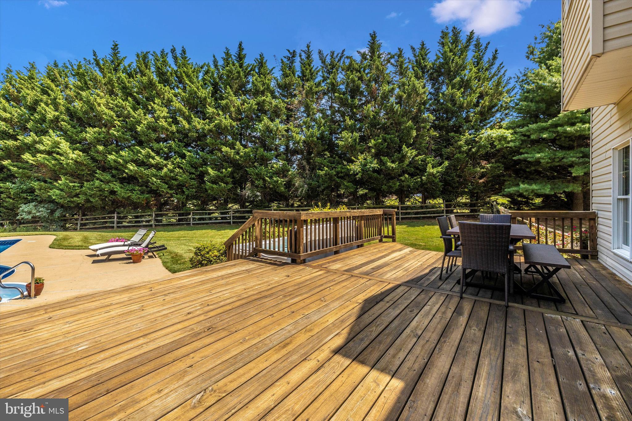 FAIR WINDS ESTATES - Residential