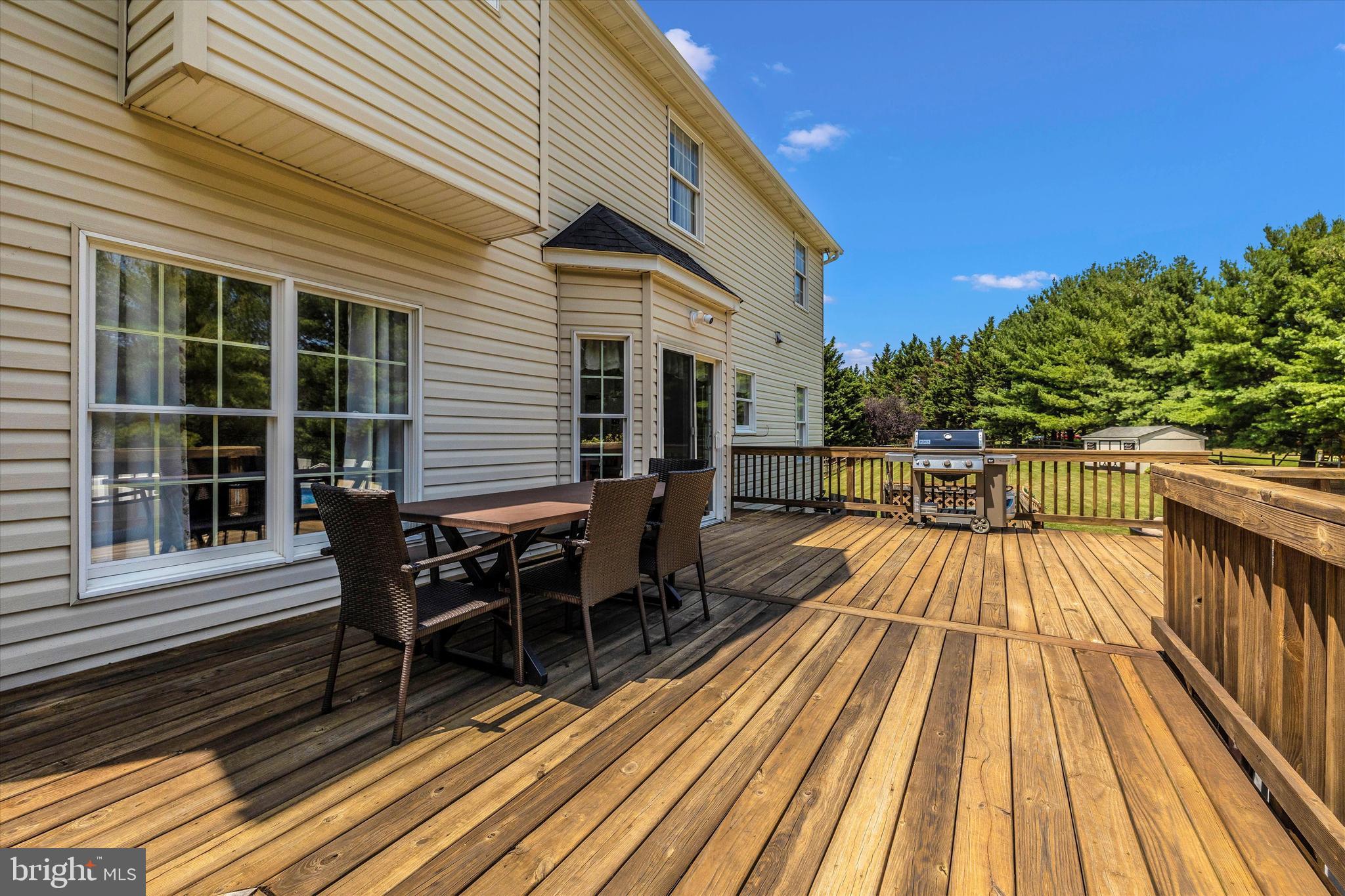 FAIR WINDS ESTATES - Residential