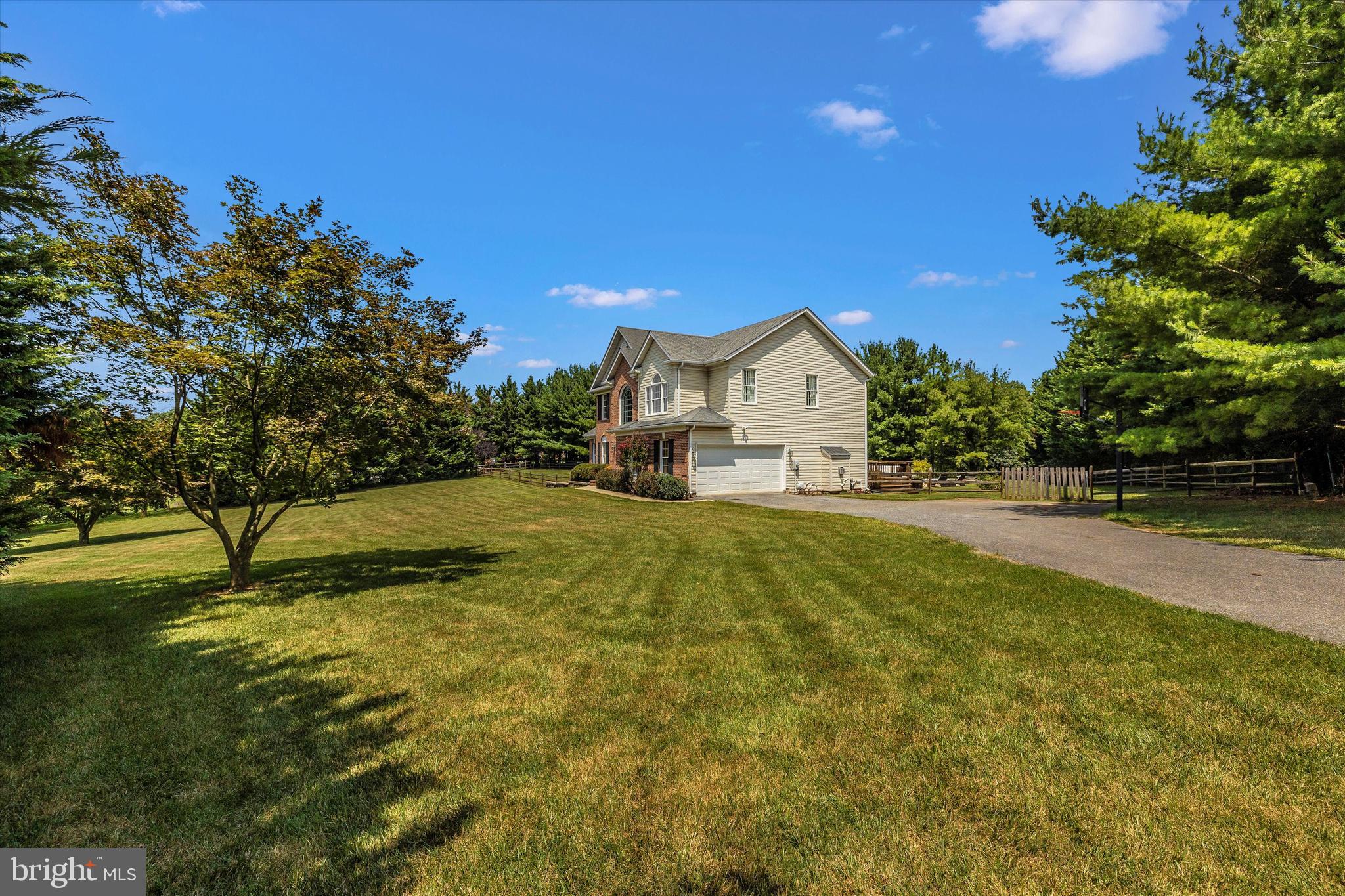 FAIR WINDS ESTATES - Residential