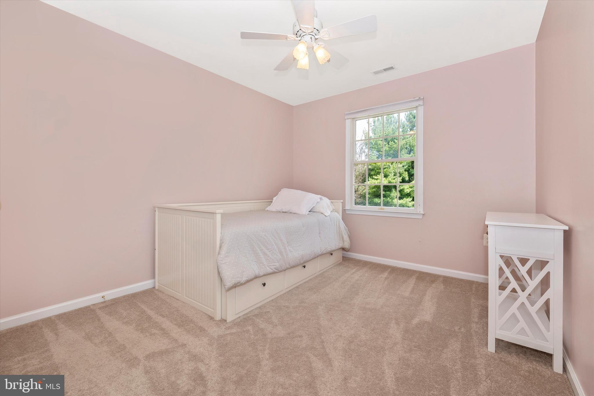 FAIR WINDS ESTATES - Residential