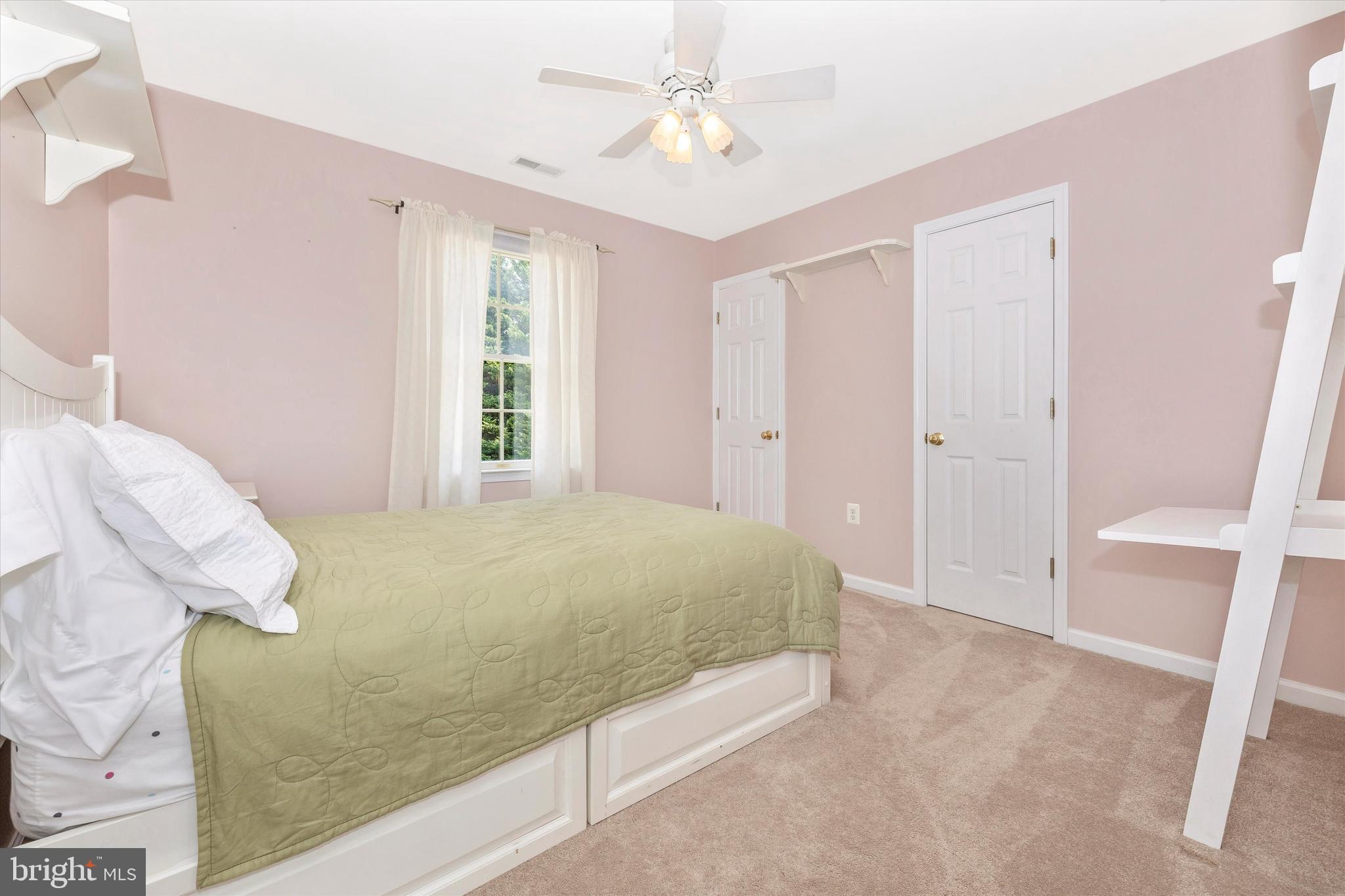 FAIR WINDS ESTATES - Residential