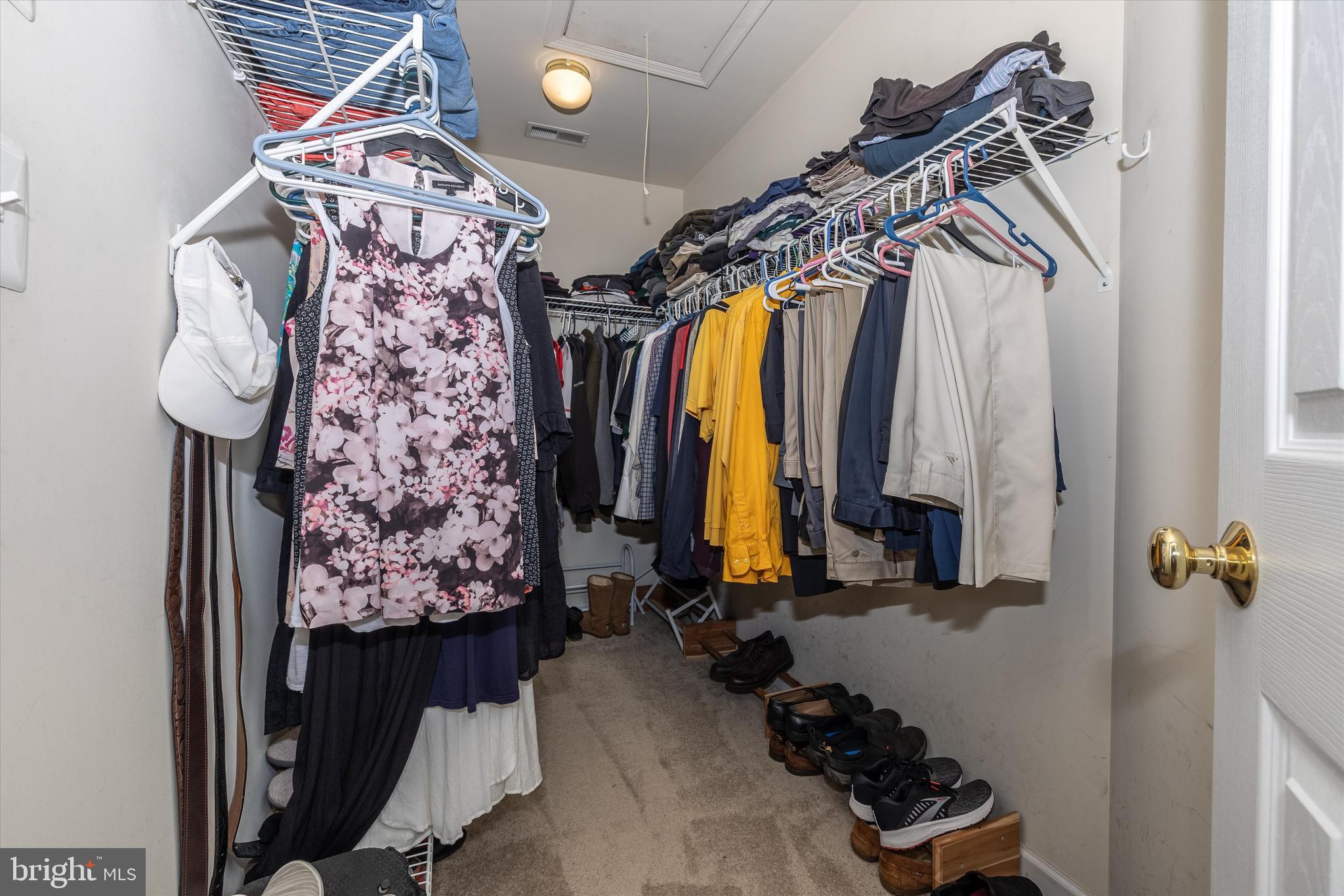 FAIR WINDS ESTATES - Residential