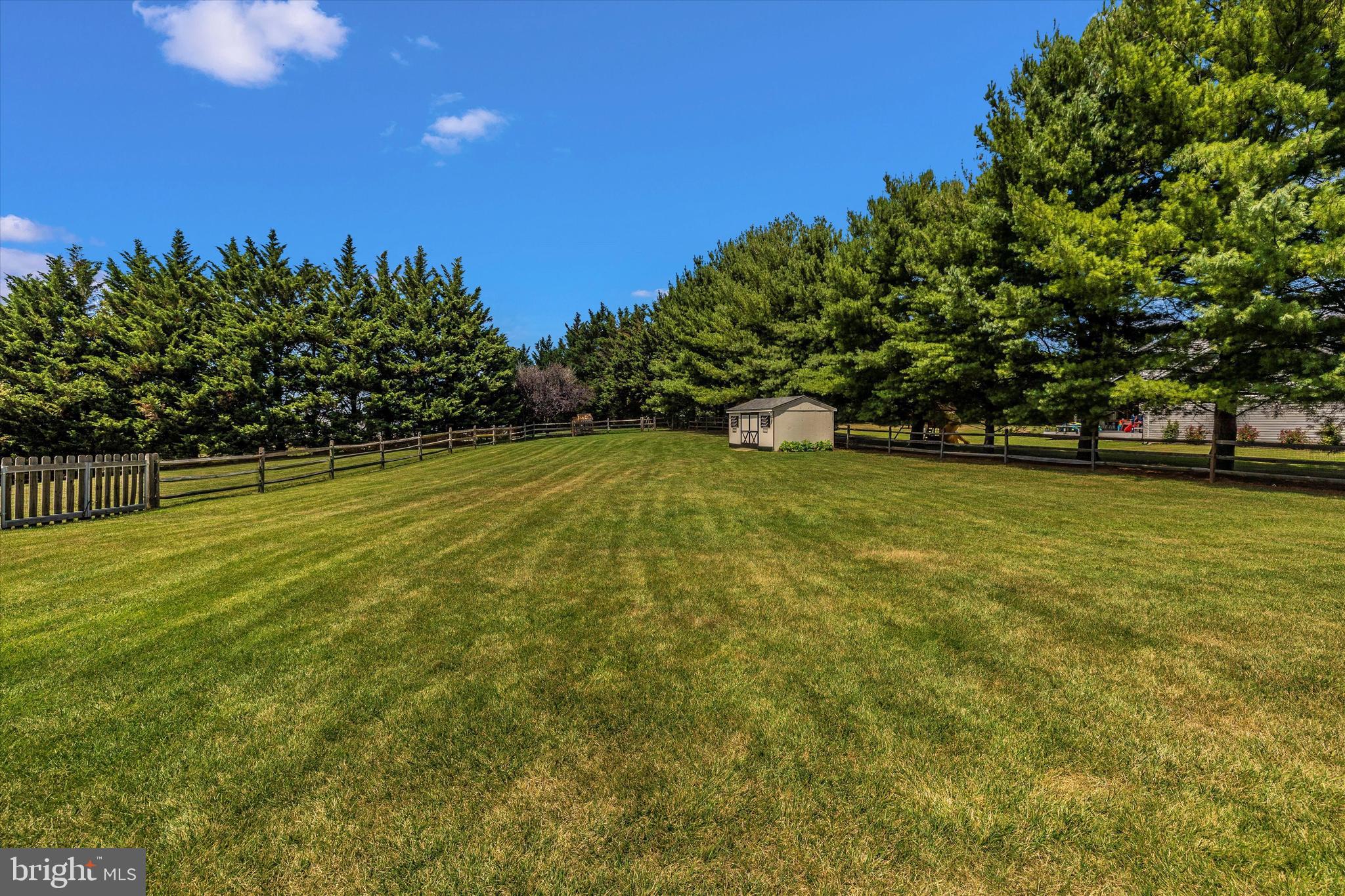 FAIR WINDS ESTATES - Residential