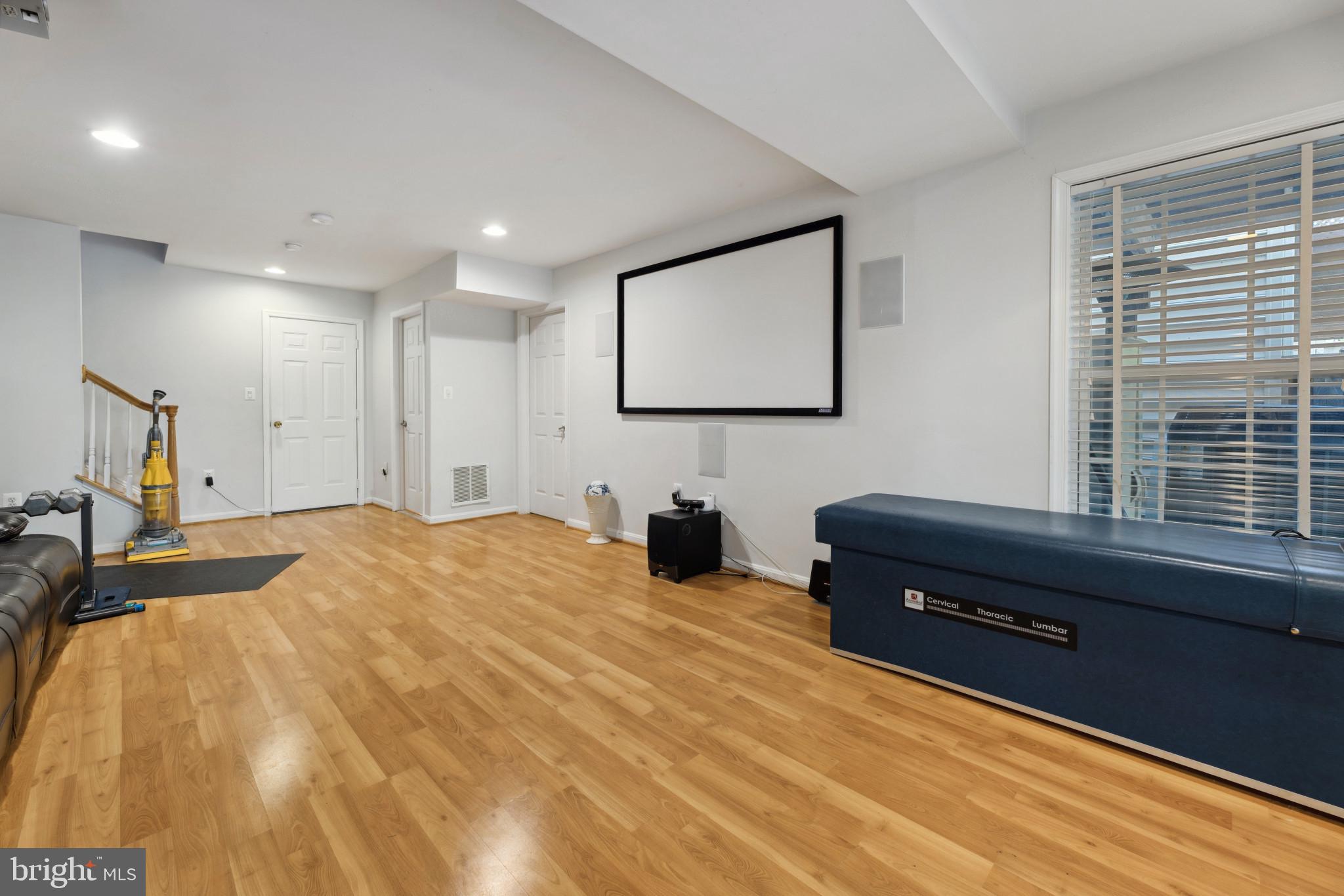 GREAT OAK - Residential