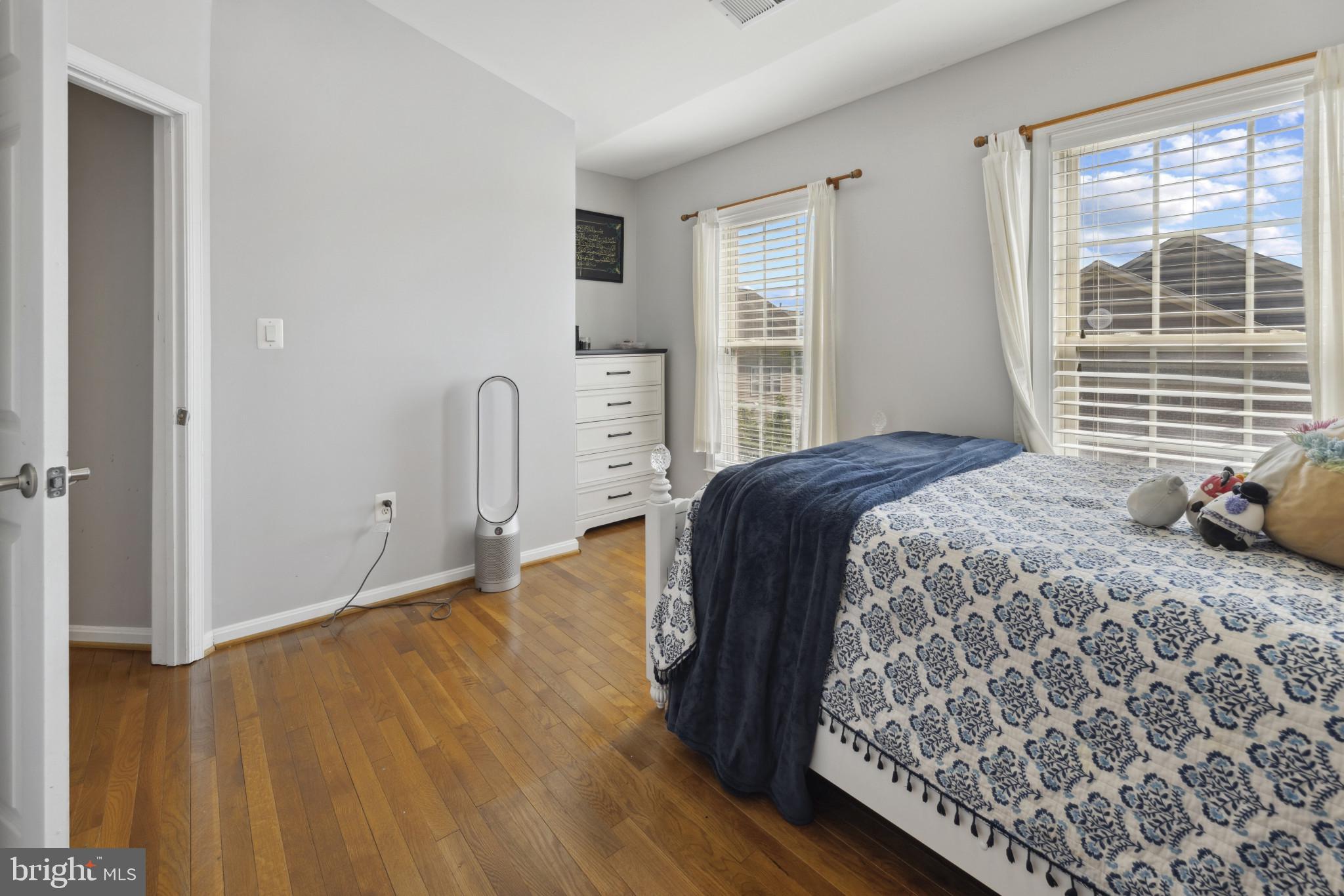 GREAT OAK - Residential