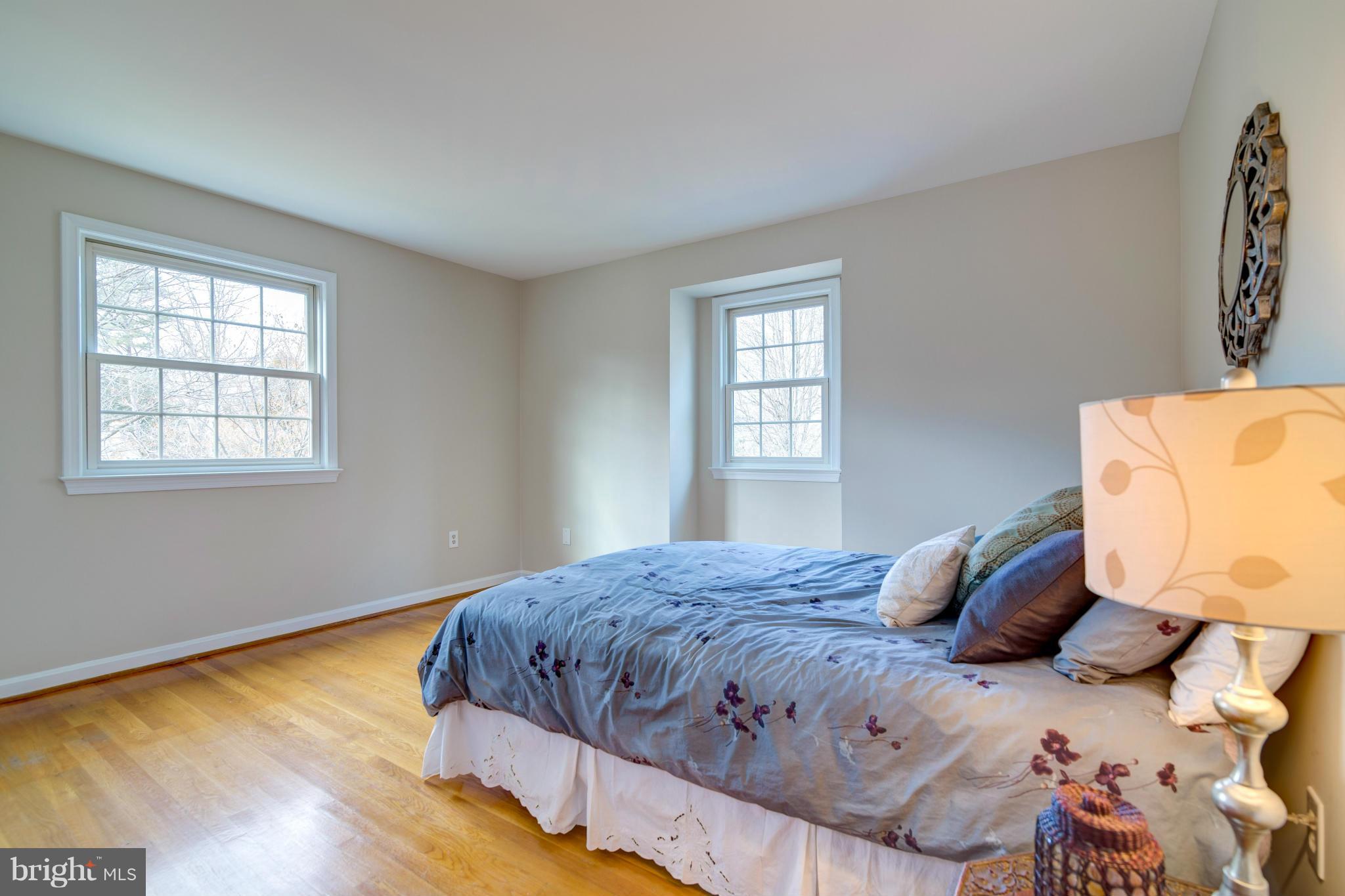 MC LEAN HAMLET - Residential