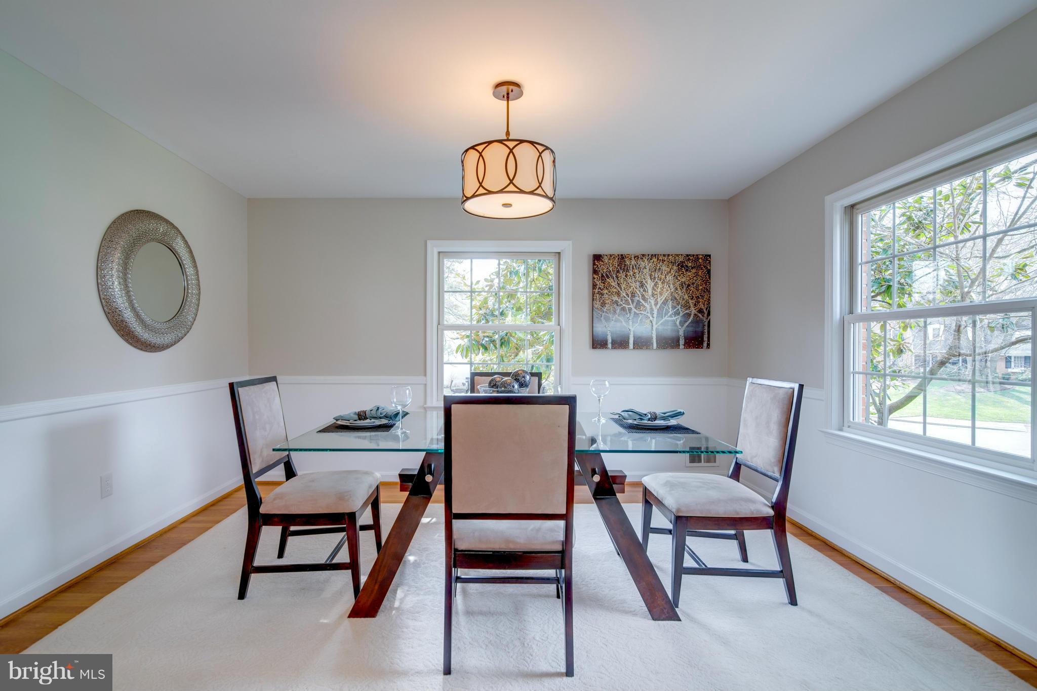 MC LEAN HAMLET - Residential